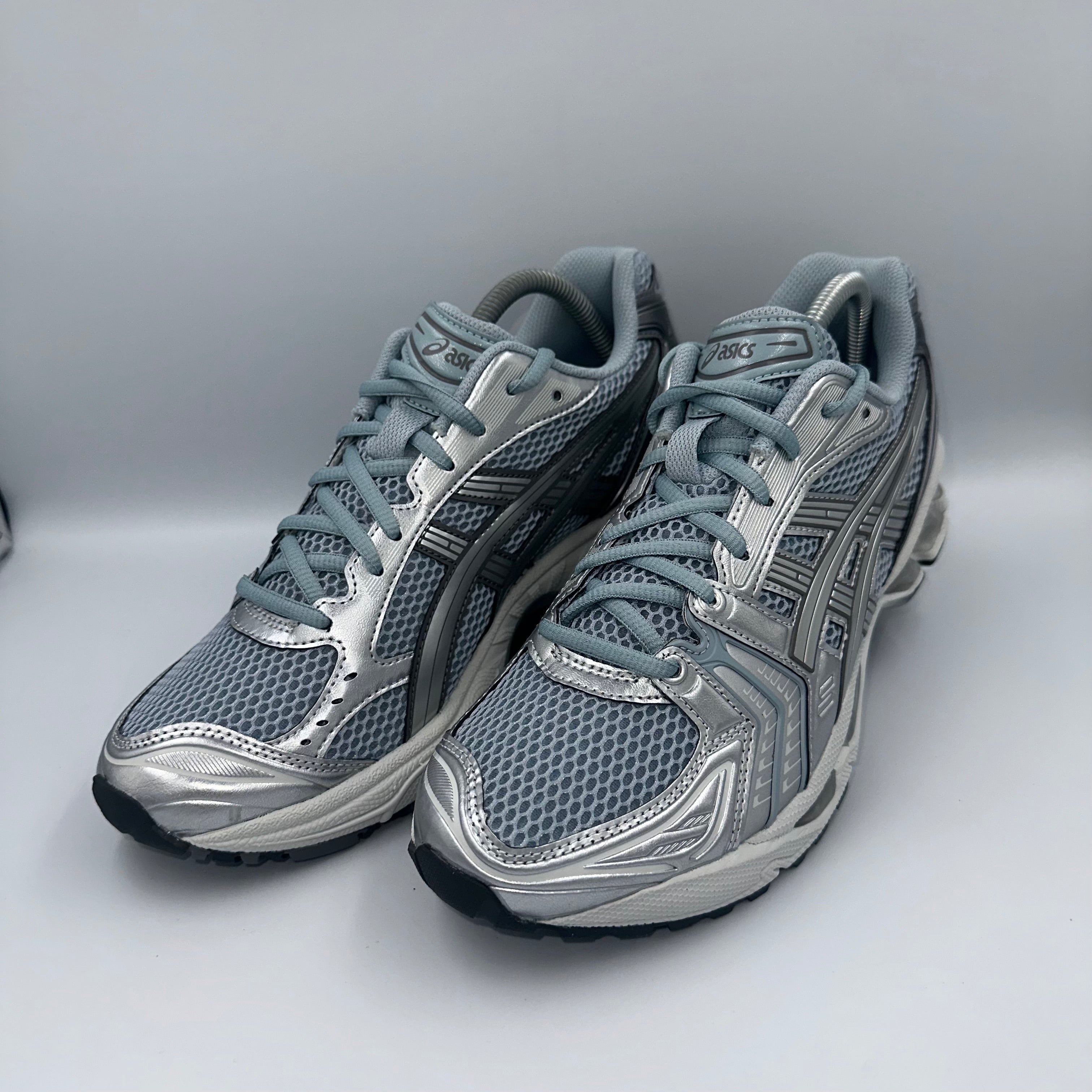 ASICS Gel-Kayano 14 Dolphin Grey / Pure Silver medial side view