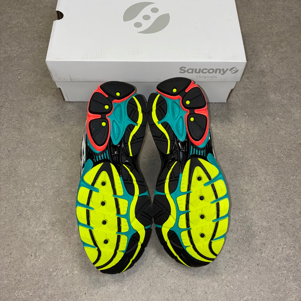 Saucony ProGrid Omni 9 Mutant / Silver