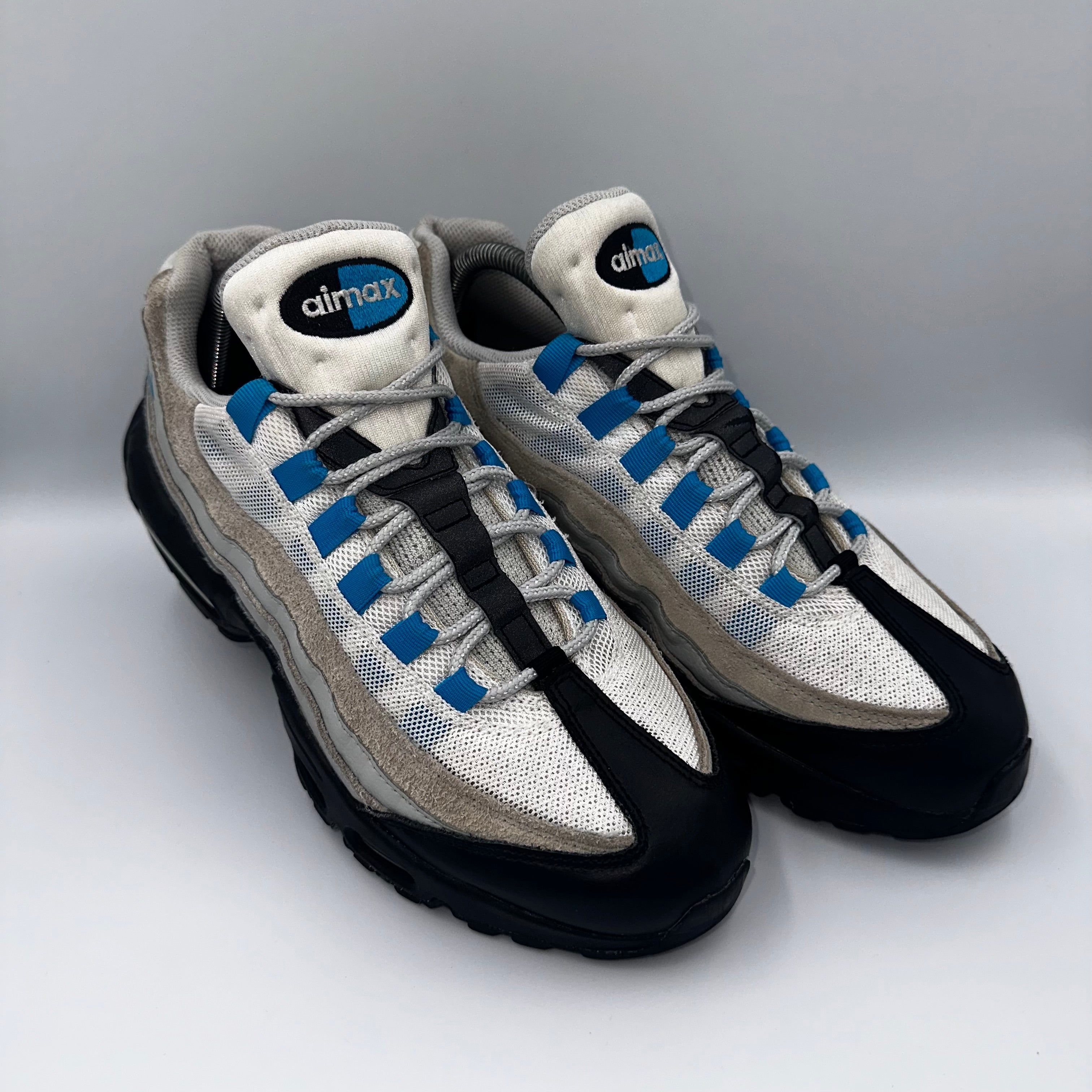 Nike Air Max 95 Laser Blue UK 8 lateral side profile