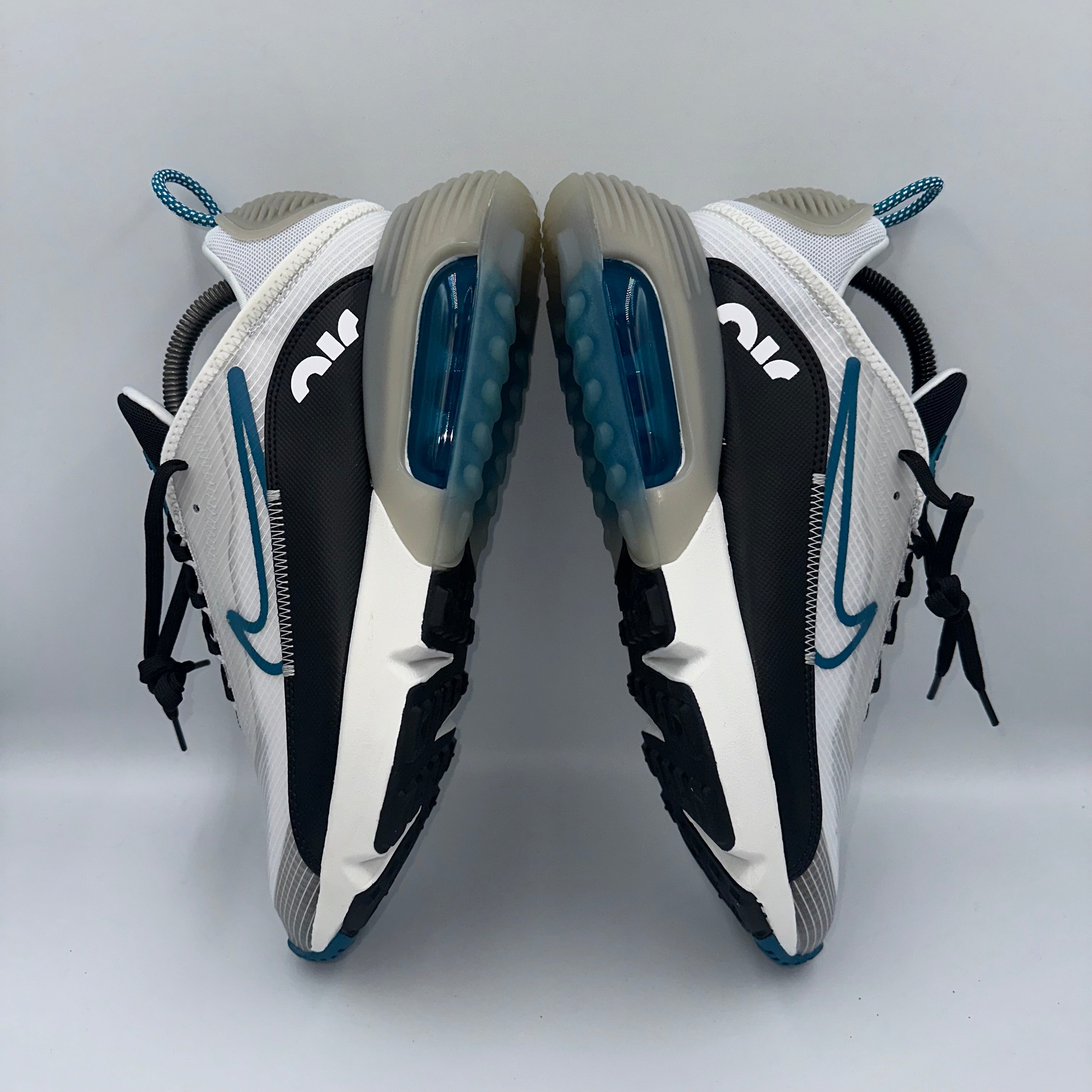 Nike Air Max 2090 White / Green Abyss-Black UK 8 three-quarter front angle