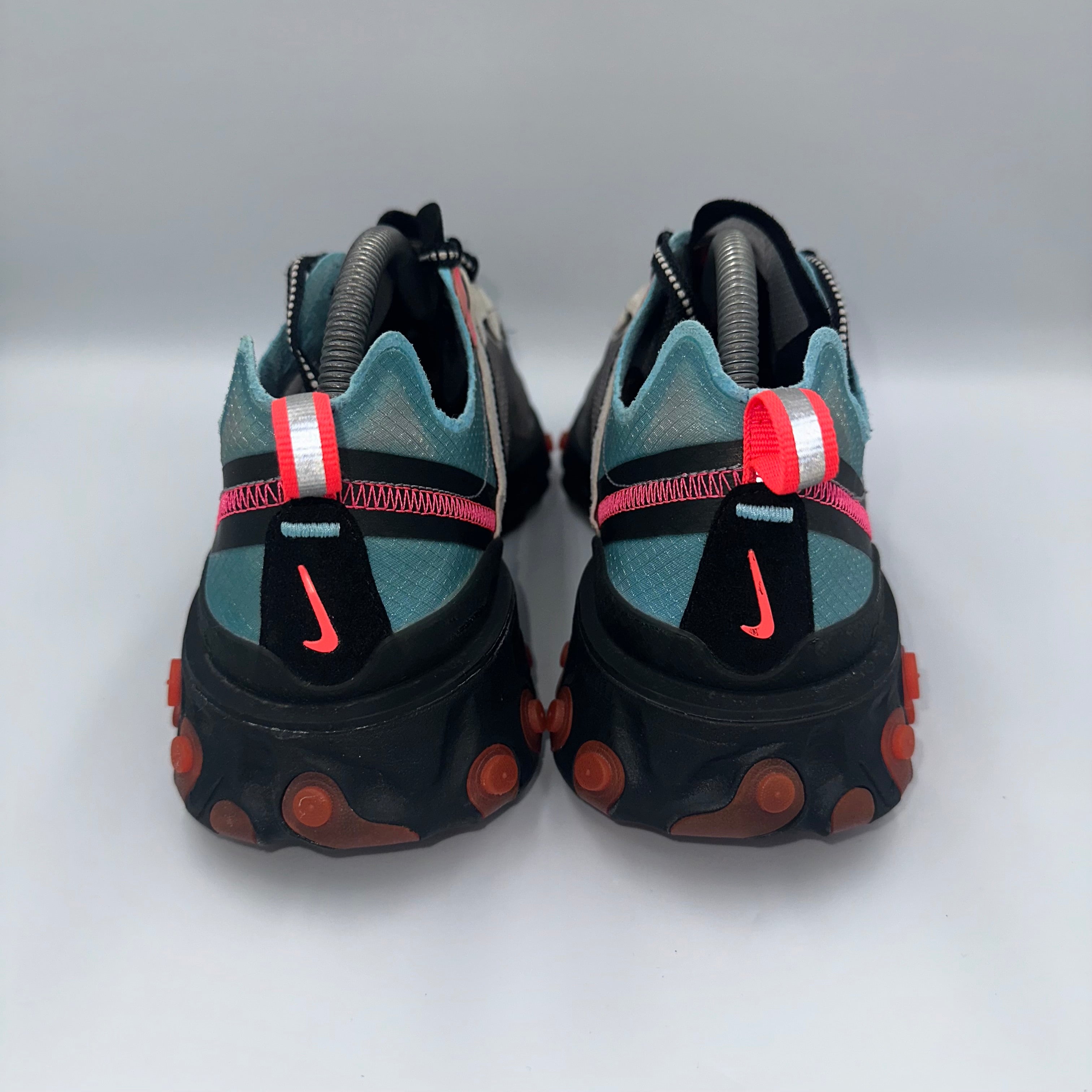 Nike React Element 87 Cool Grey / Blue Chill UK 8 front view