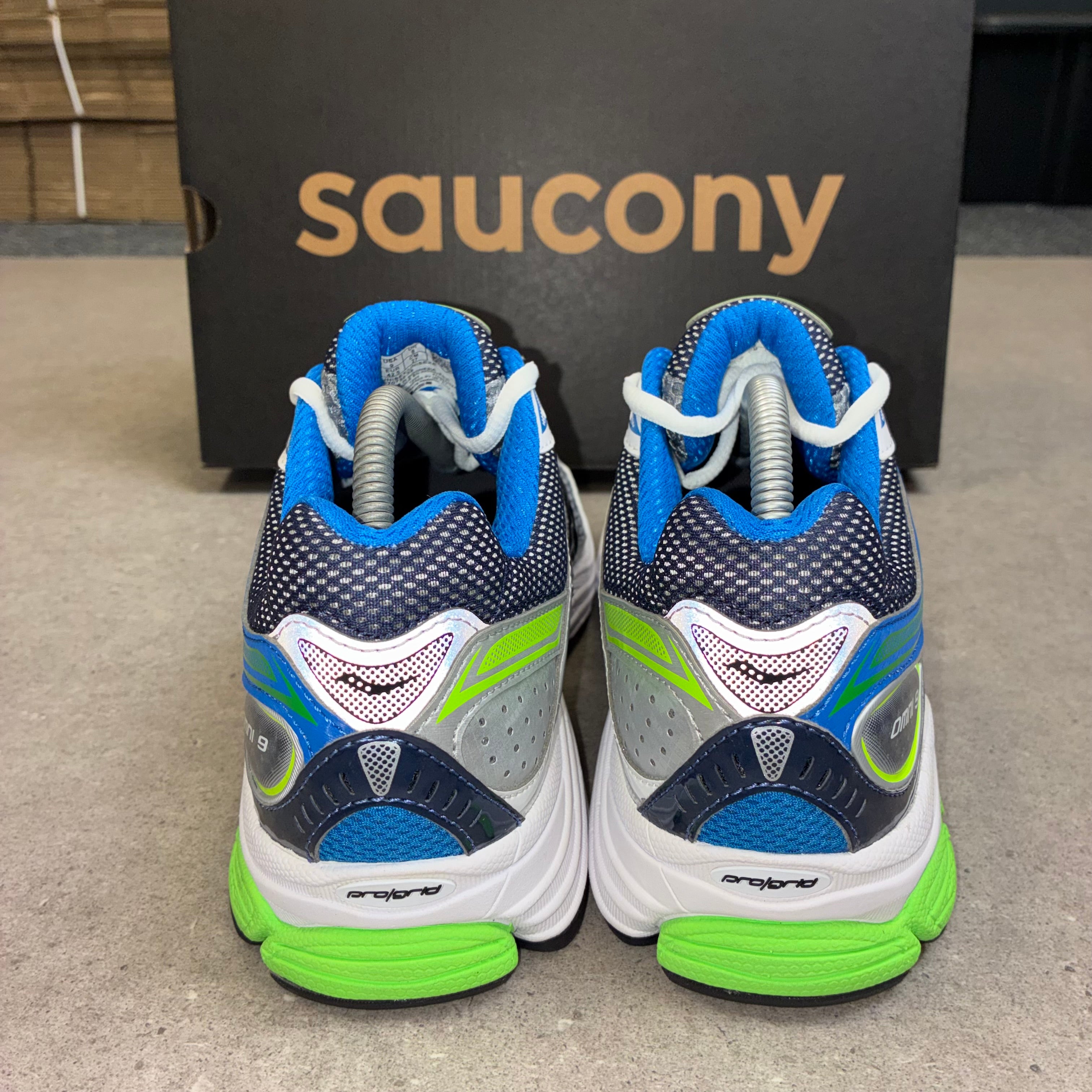 Saucony ProGrid Omni 9 Grey / Slime