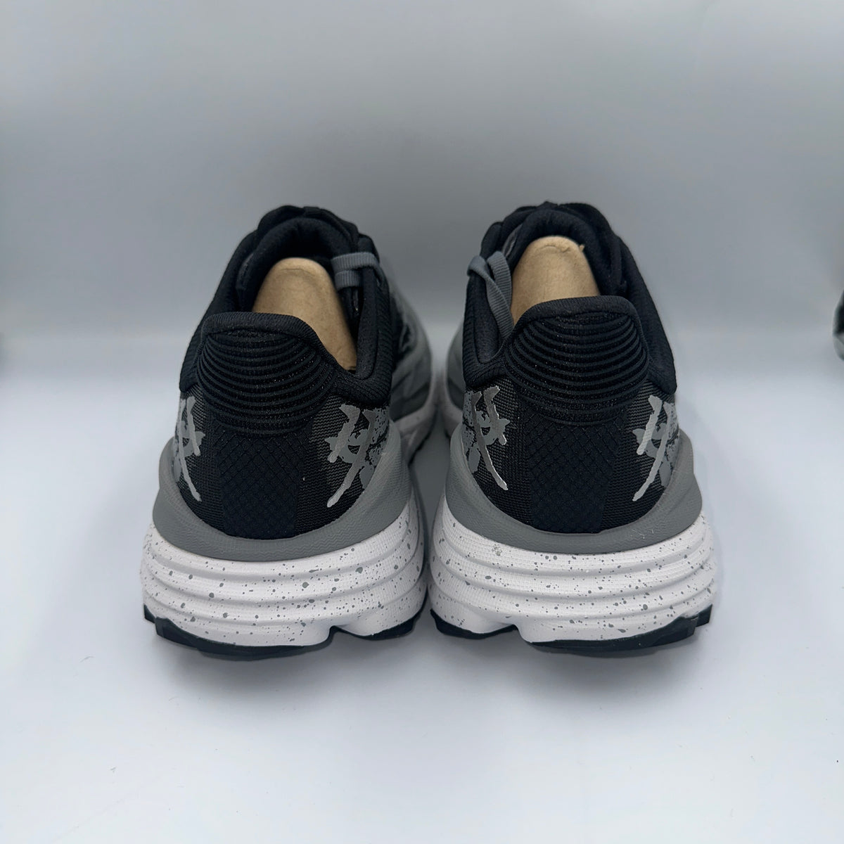 HOKA Stinson 7 Black / Outer Orbit