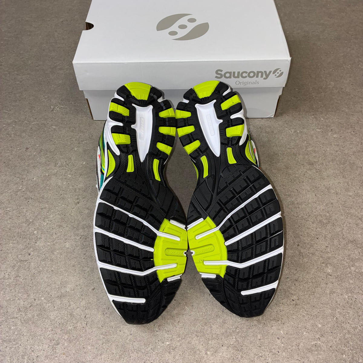 Saucony Ride Millennium White / Mutant