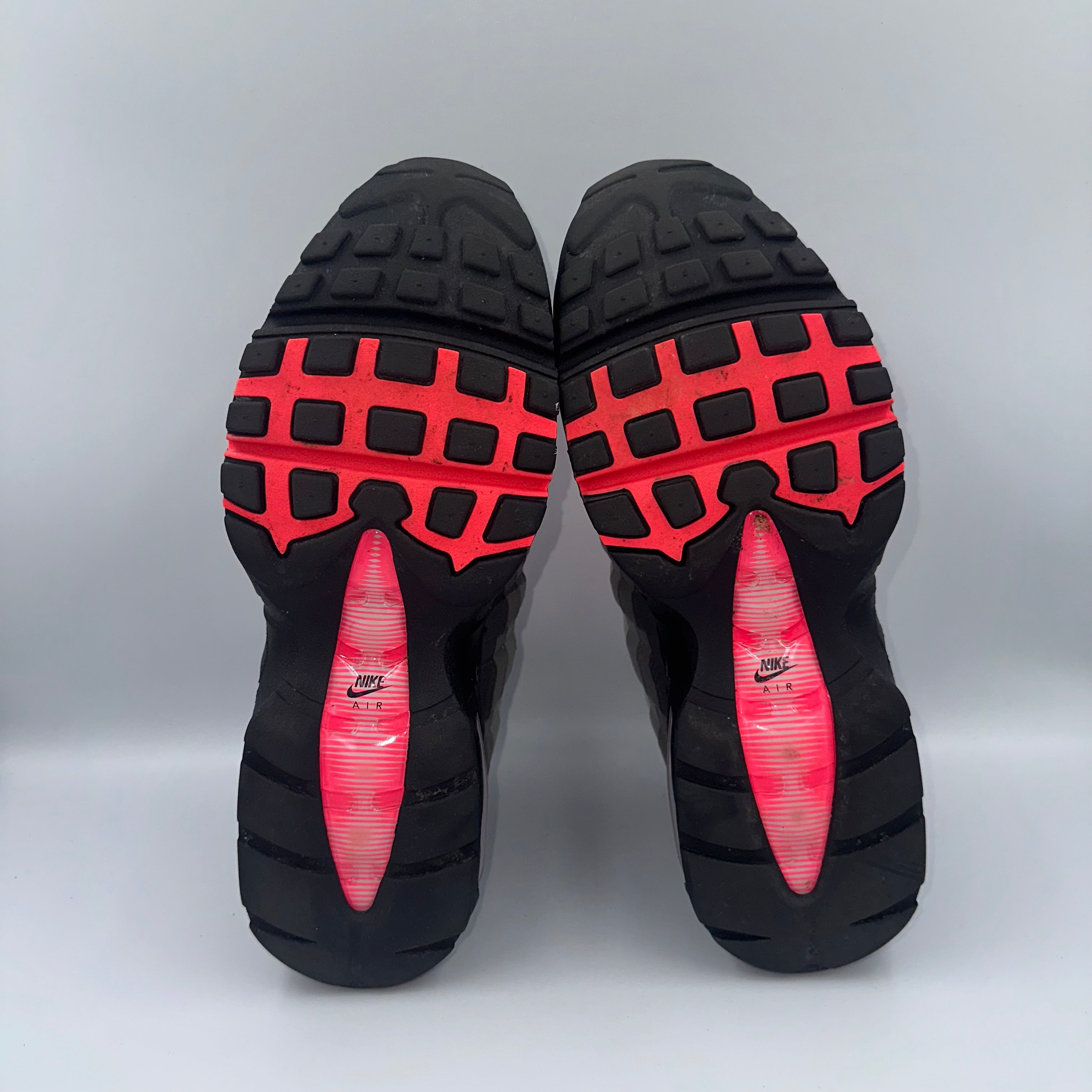 Nike Air Max 95 OG Solar Red UK 8 outsole view