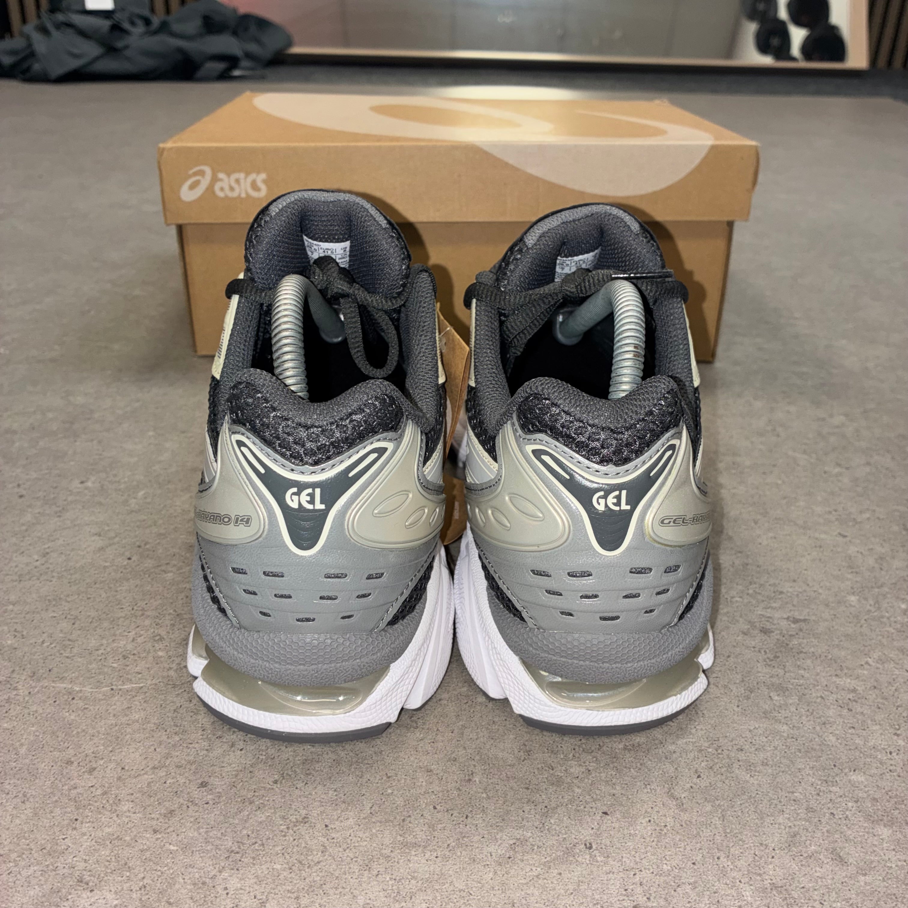 ASICS Gel Kayano 14 Obsidian Grey / Cement Grey