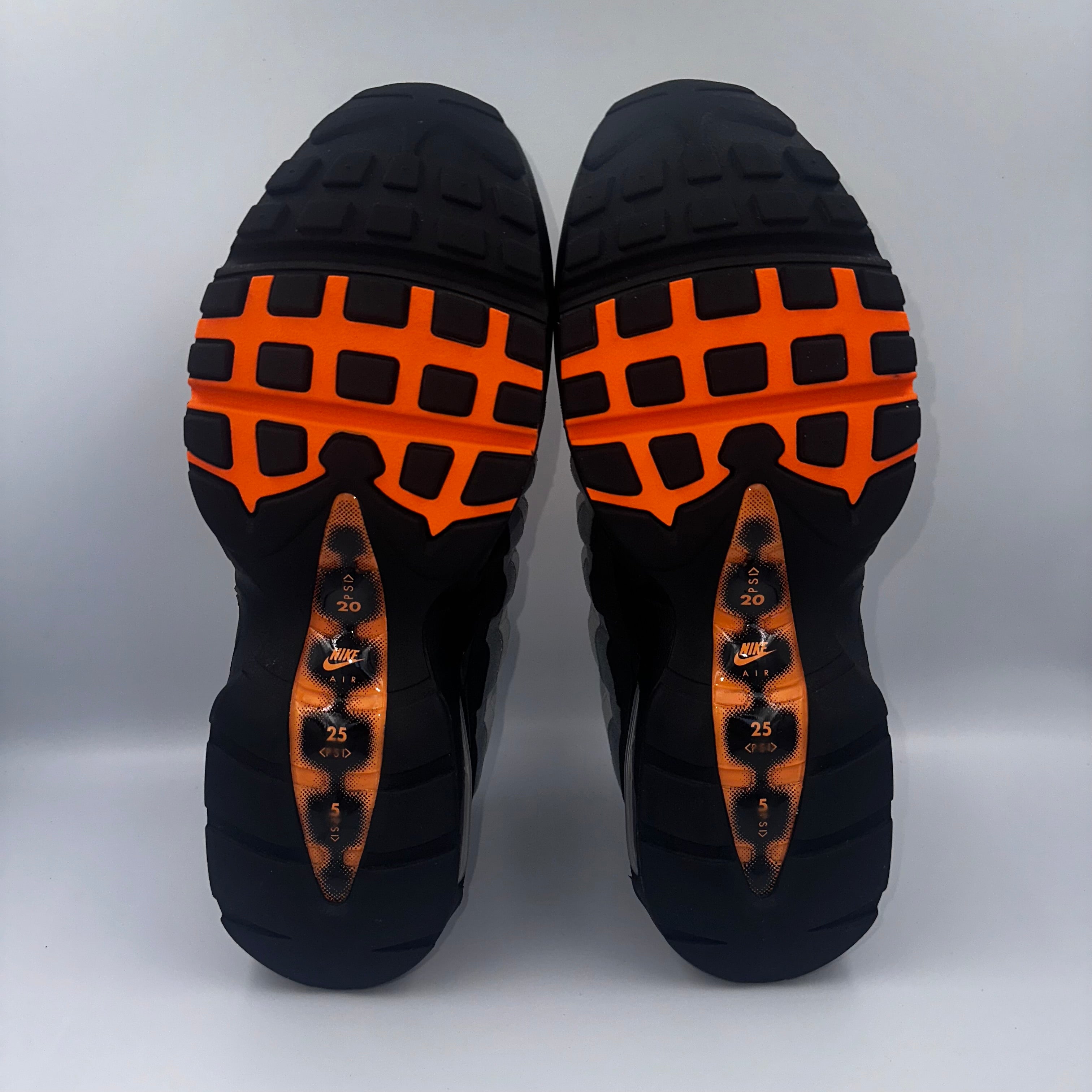 Nike Air Max 95 OG Mandarin UK 8.5 heel and counter detail
