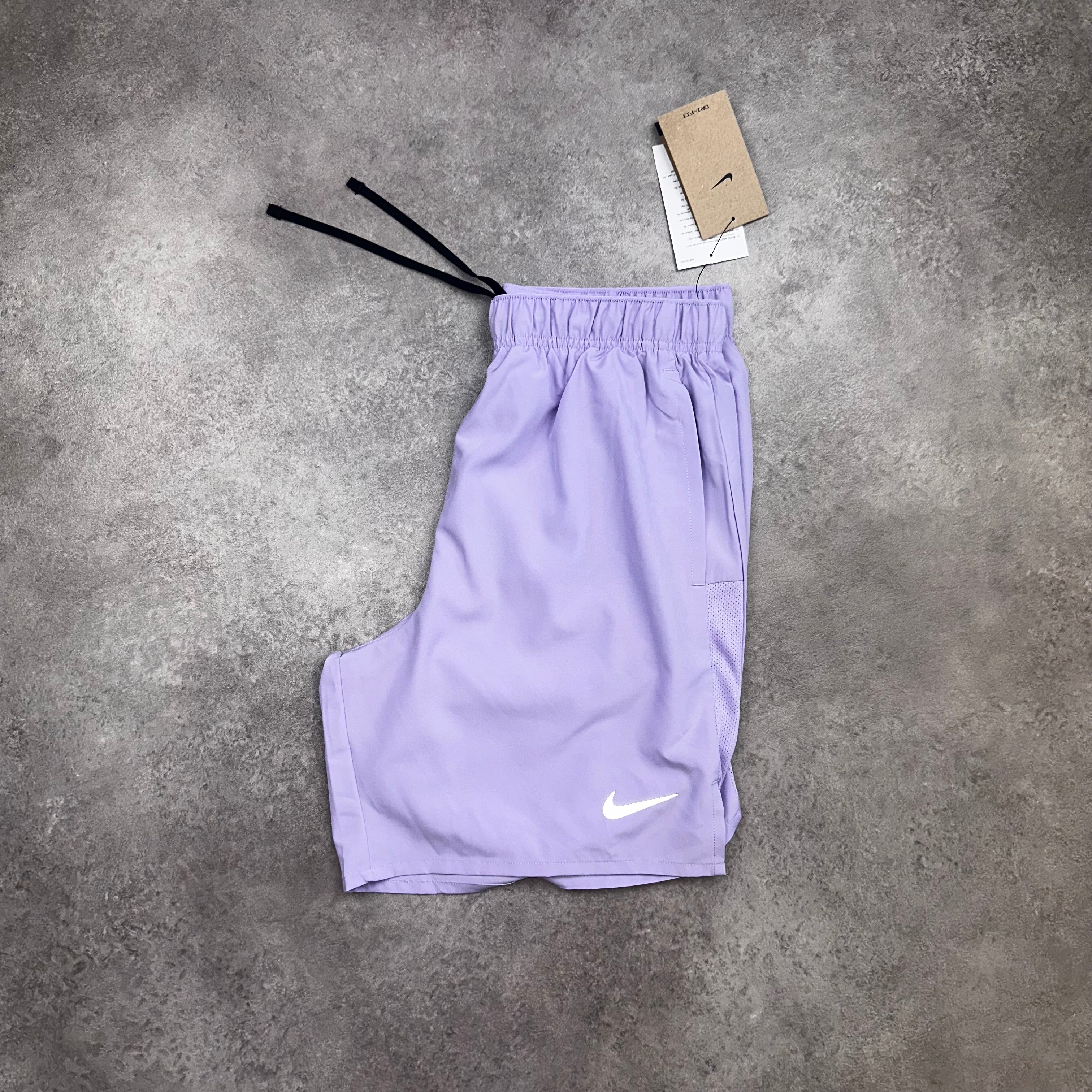 Nike Challenger Shorts 7 Inch Lilac front view