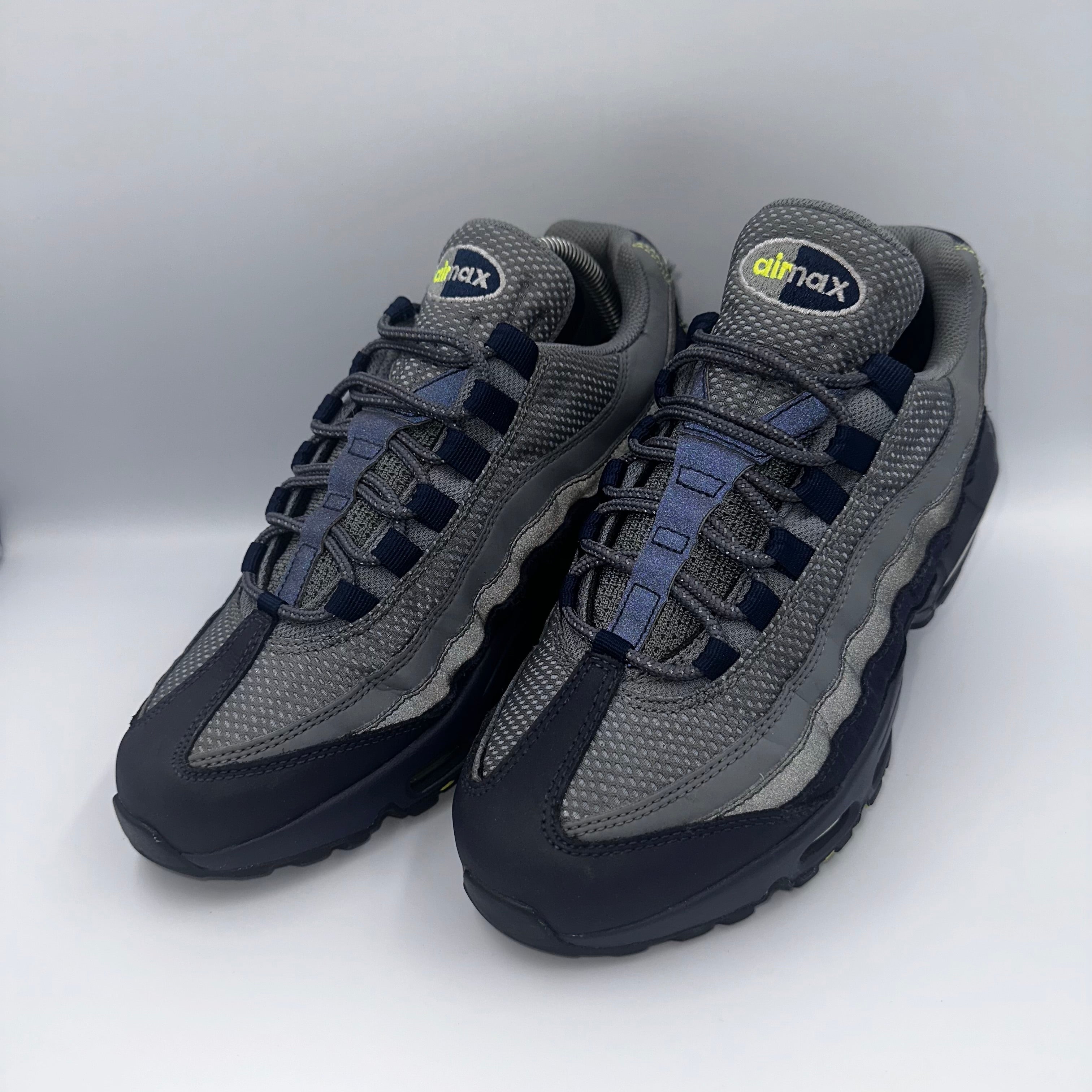 Nike Air Max 95 Seahawk UK 7 medial side view