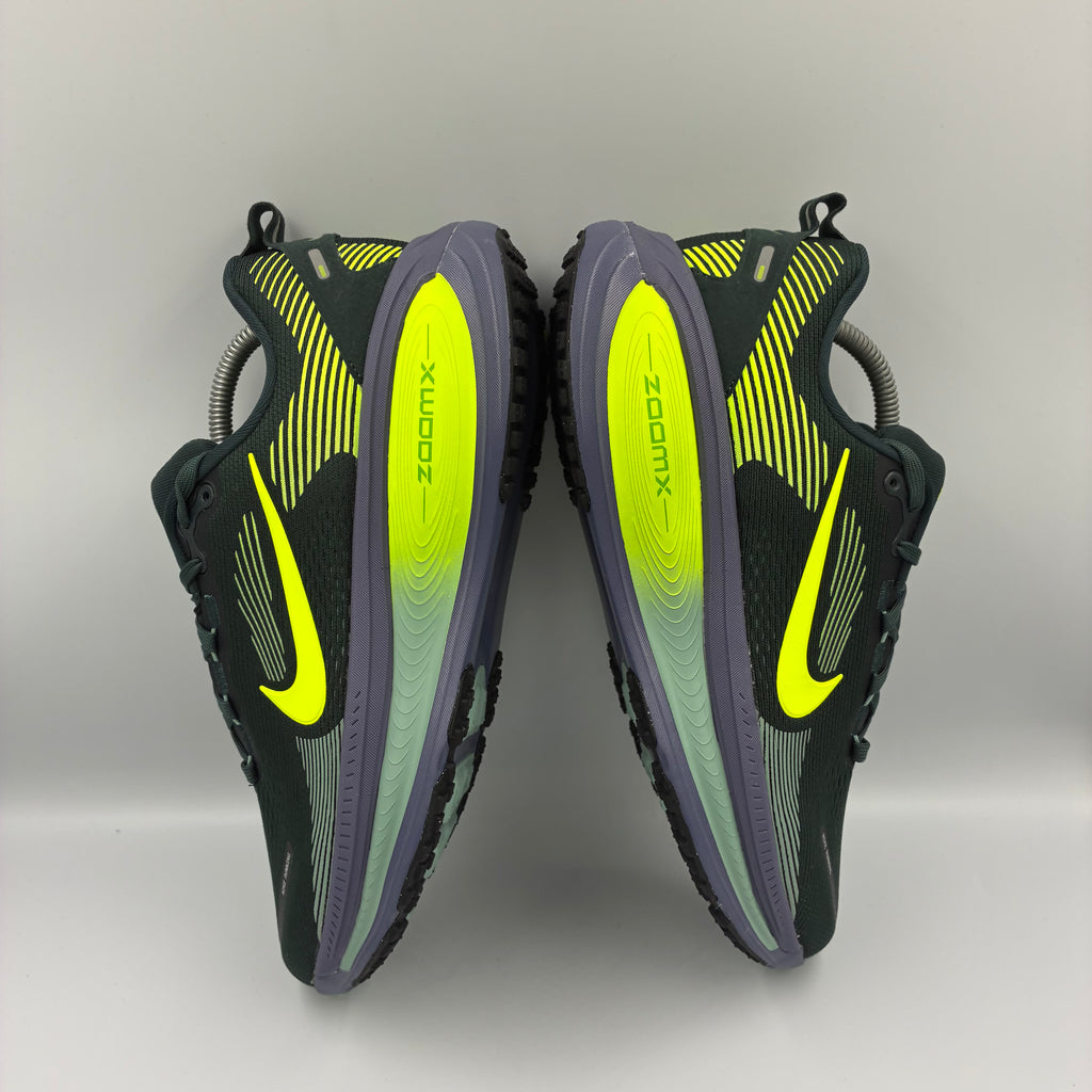 Nike Vomero 18 Seaweed / Volt-Cannon UK 8