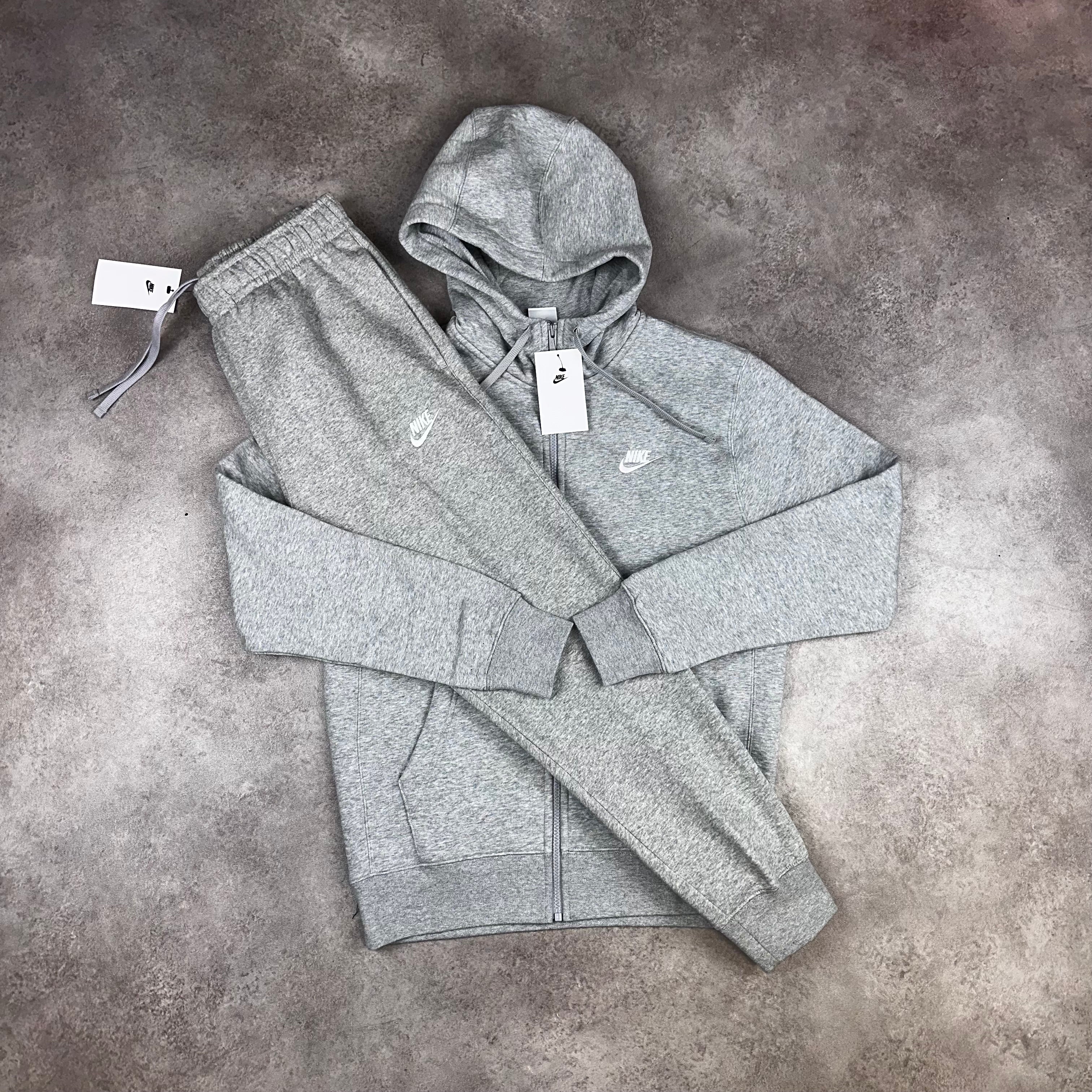 grey nike club fleece tracksuit