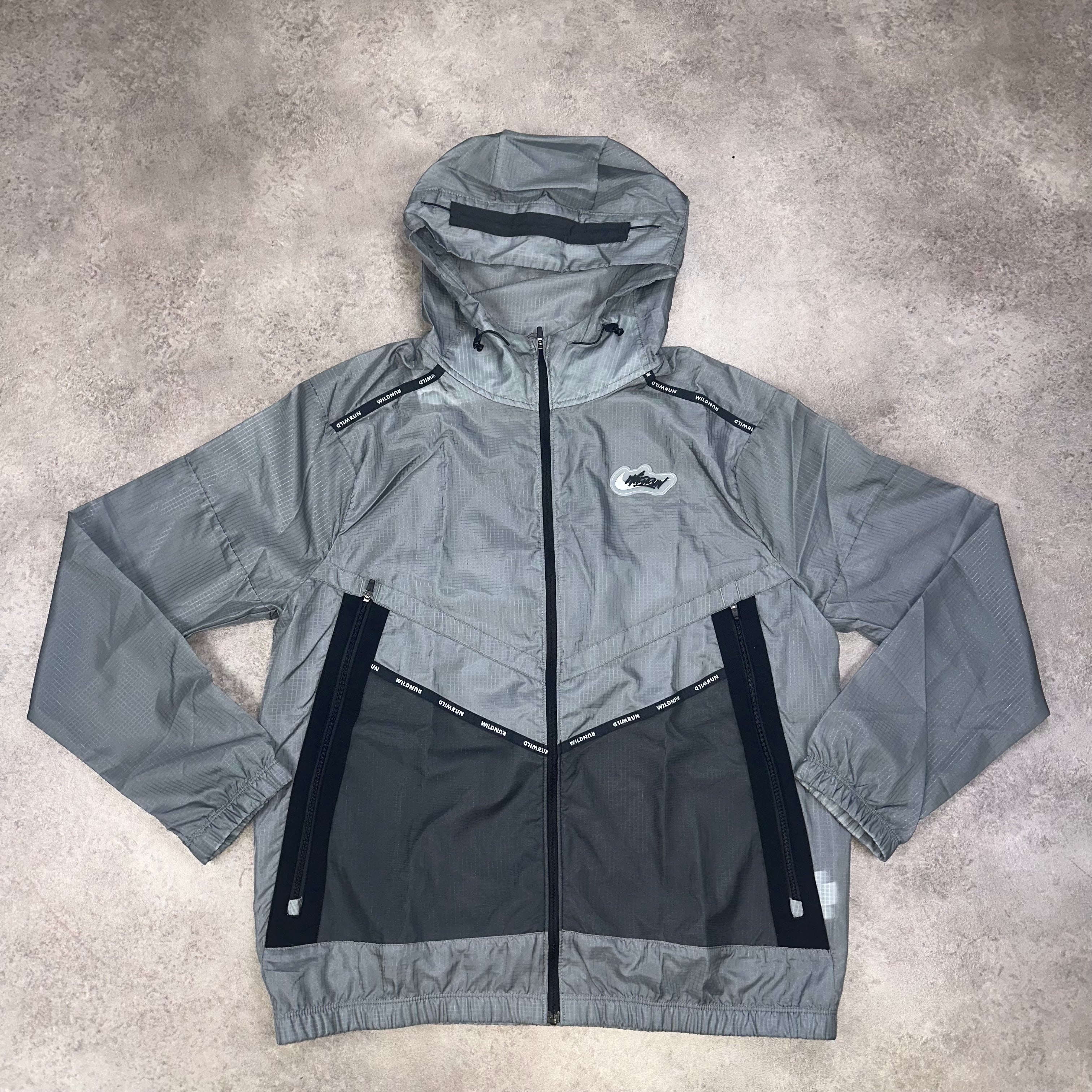 Nike Wild-run Jacket Grey front view