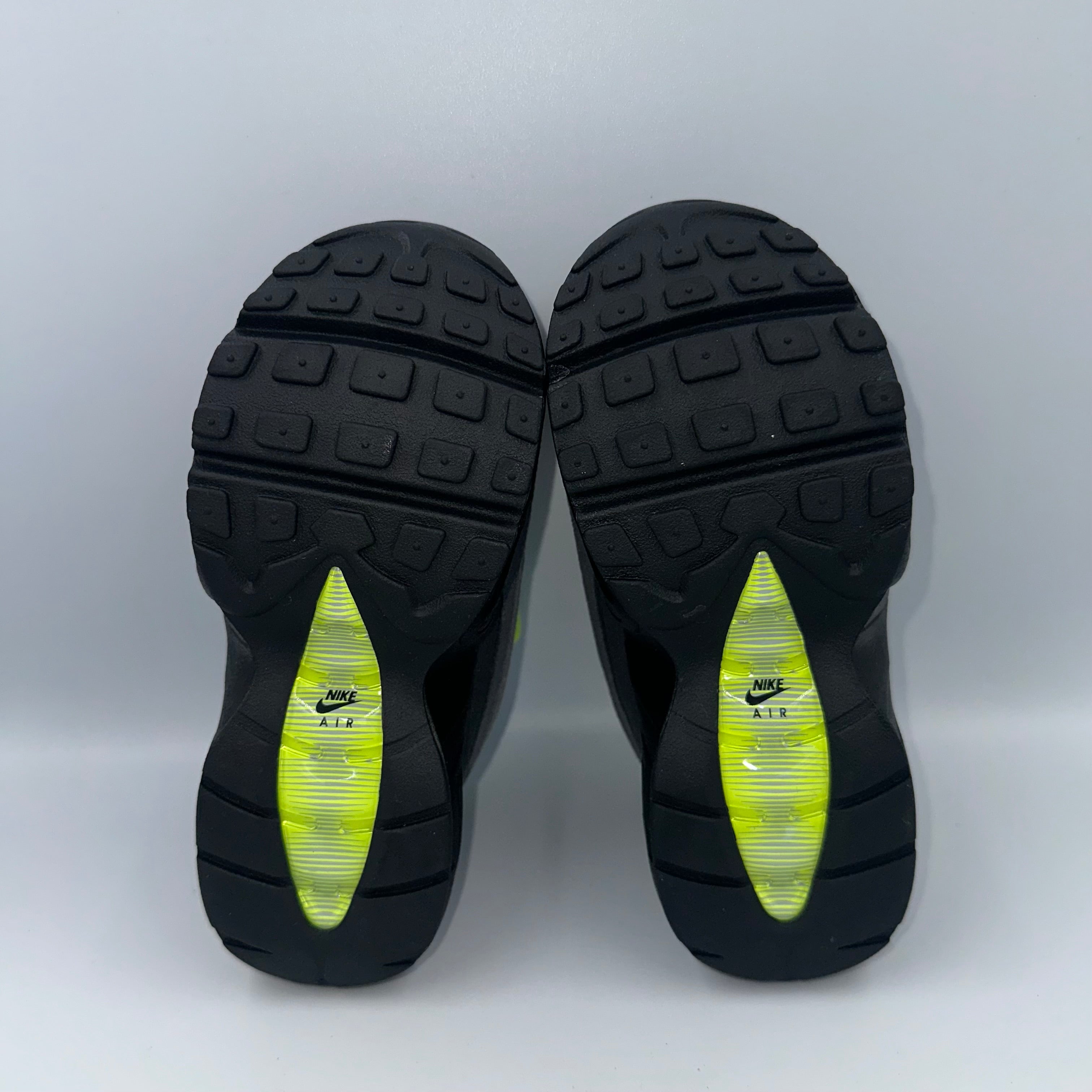 Nike Air Max 95 OG Neon 2026 TD heel and counter detail