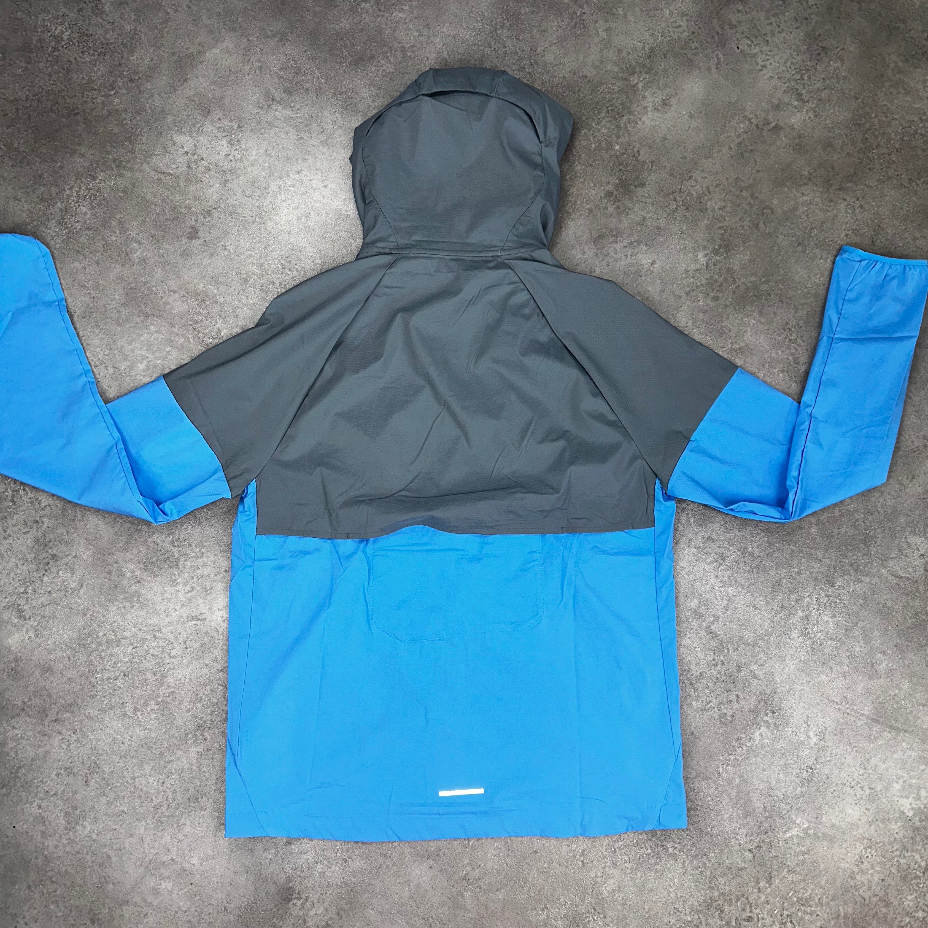 Nike Windbreaker Jacket Light Blue back view