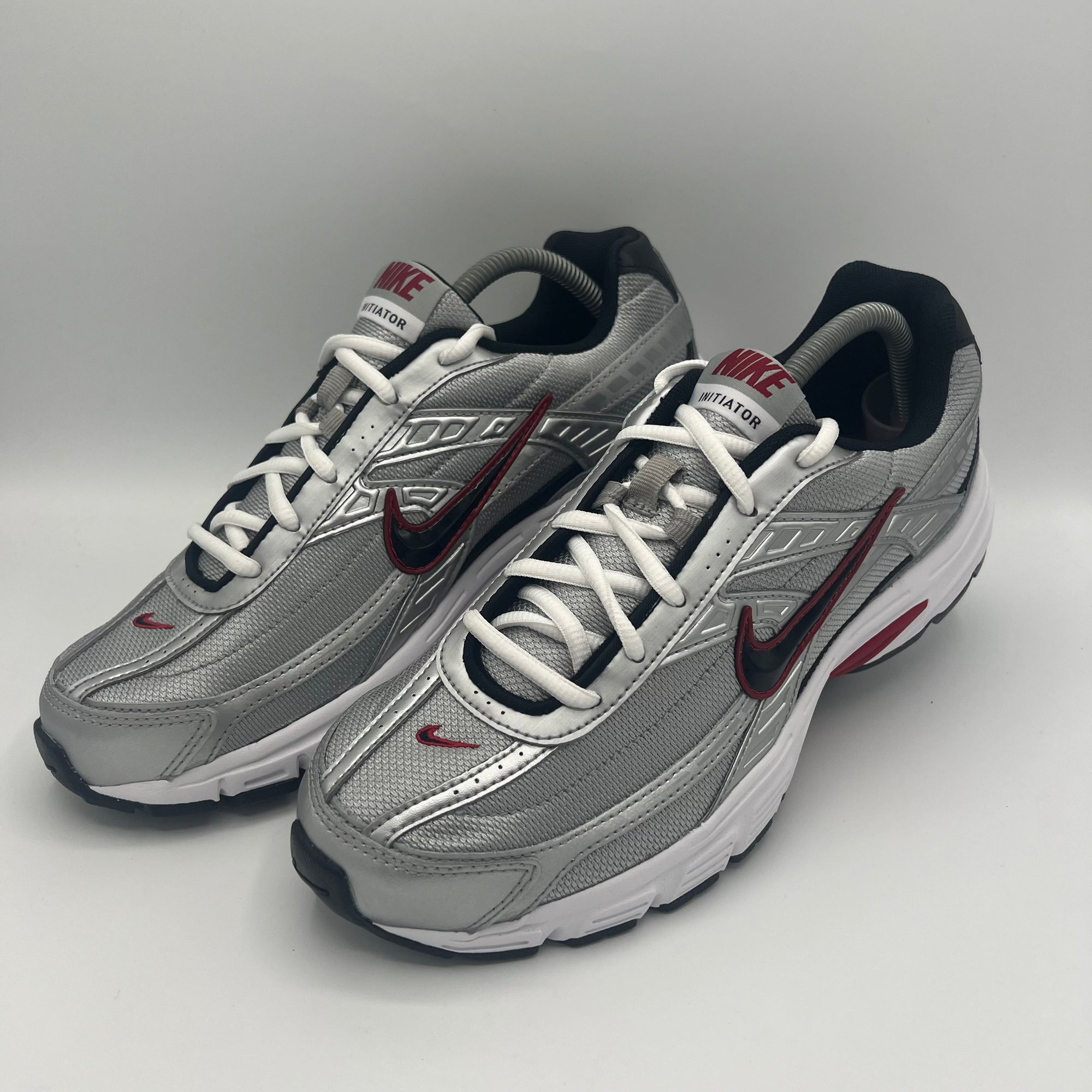 Nike Initiator Metallic Silver / Black/ White