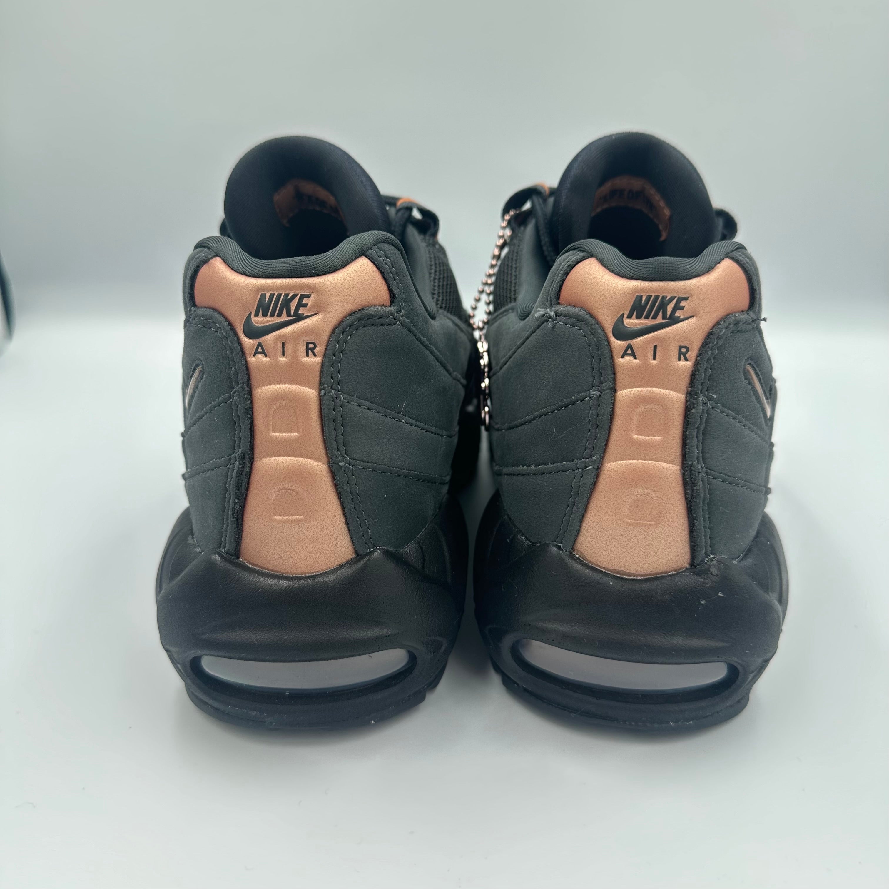 Nike Air Max 95 Central Cee Syna World outsole view