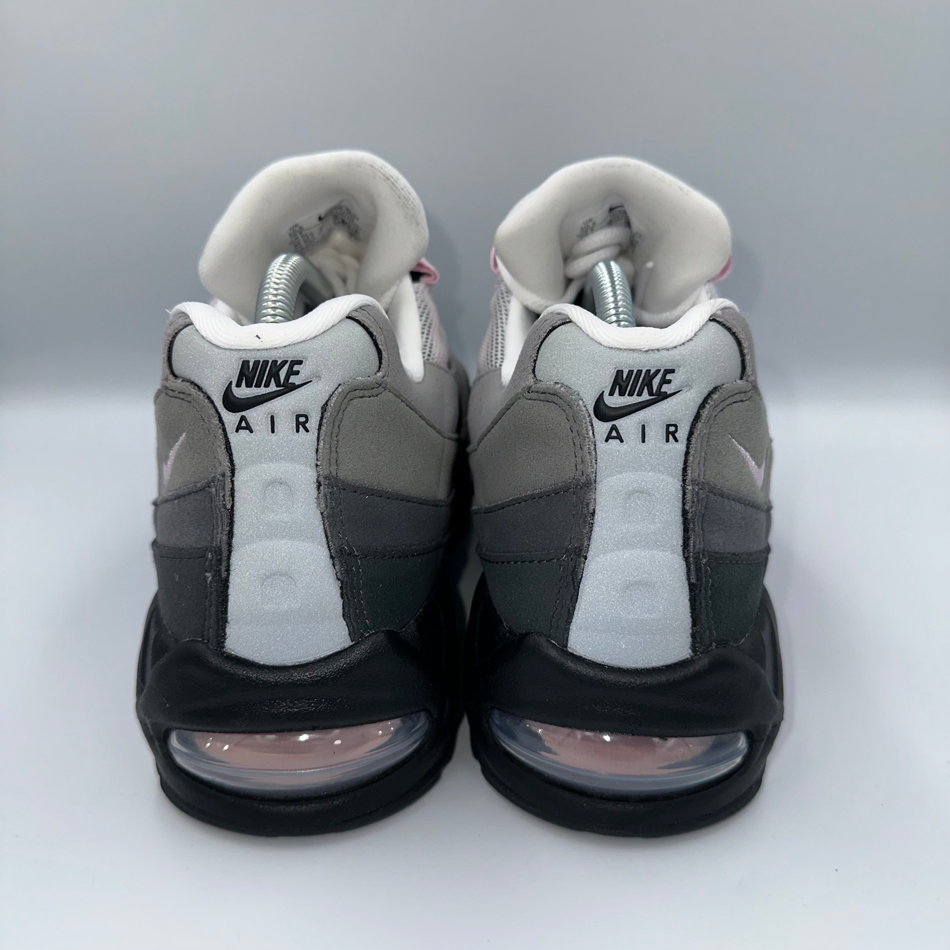 Nike Air Max 95 OG Pink Foam 2026 “Big Bubble” outsole view