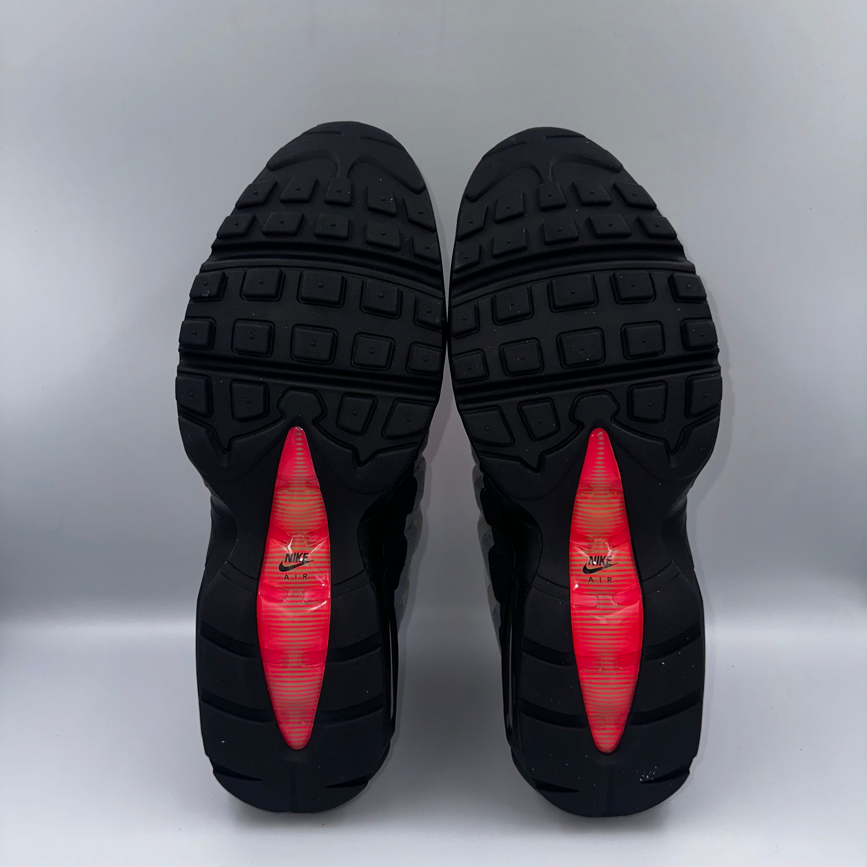 Nike Air Max 95 OG Solar Red 2017 UK 10.5 heel and counter detail