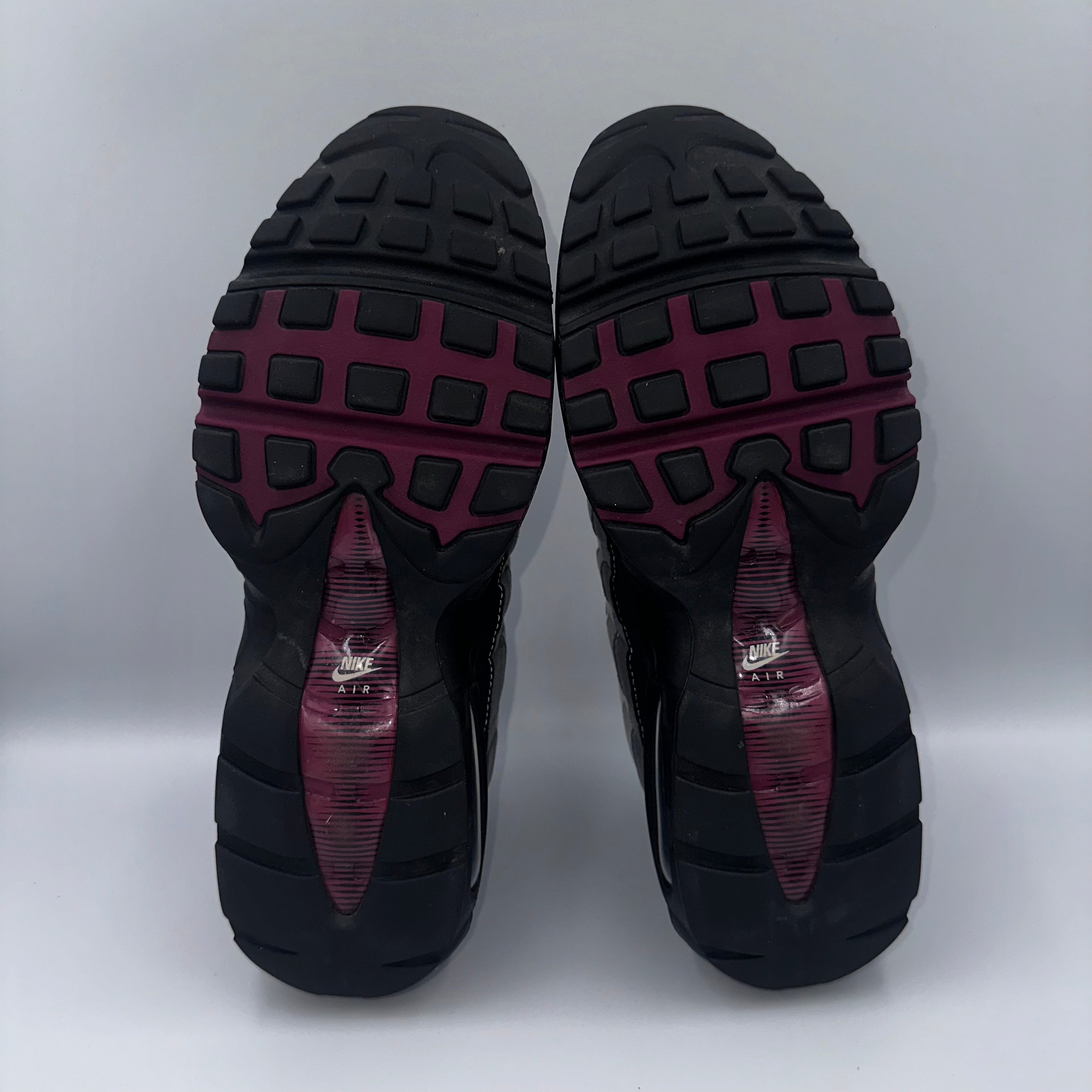 Nike Air Max 95 OG Beetroot UK 7.5 heel and counter detail
