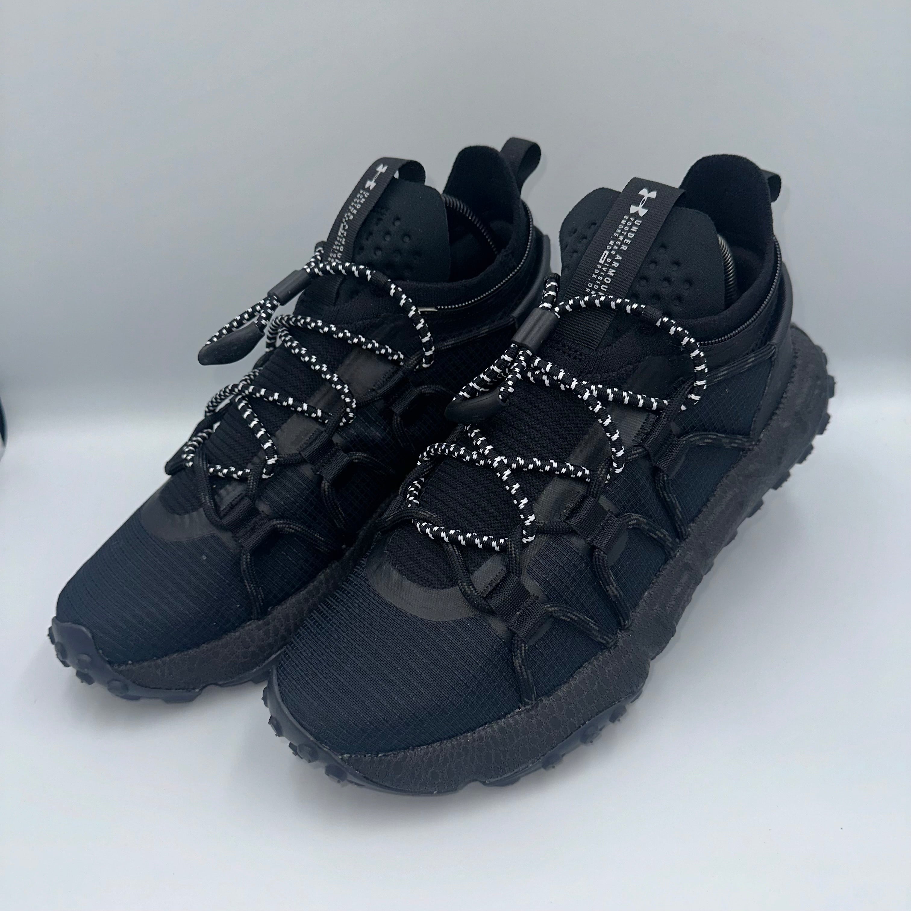 Under Armour / Michelin HOVR Summit Black UK 8 detail view
