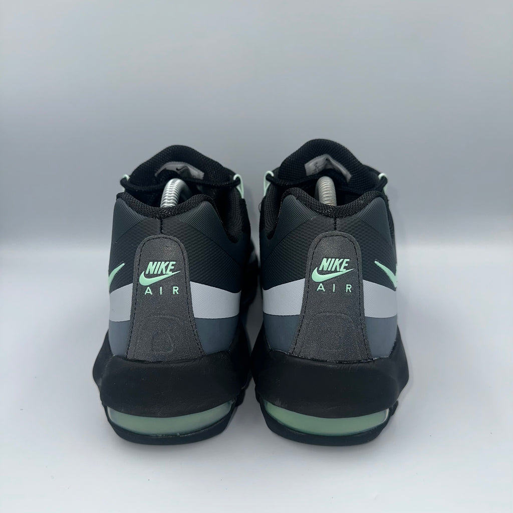 Nike Air Max 95 Ultra Black / Mint Foam outsole view