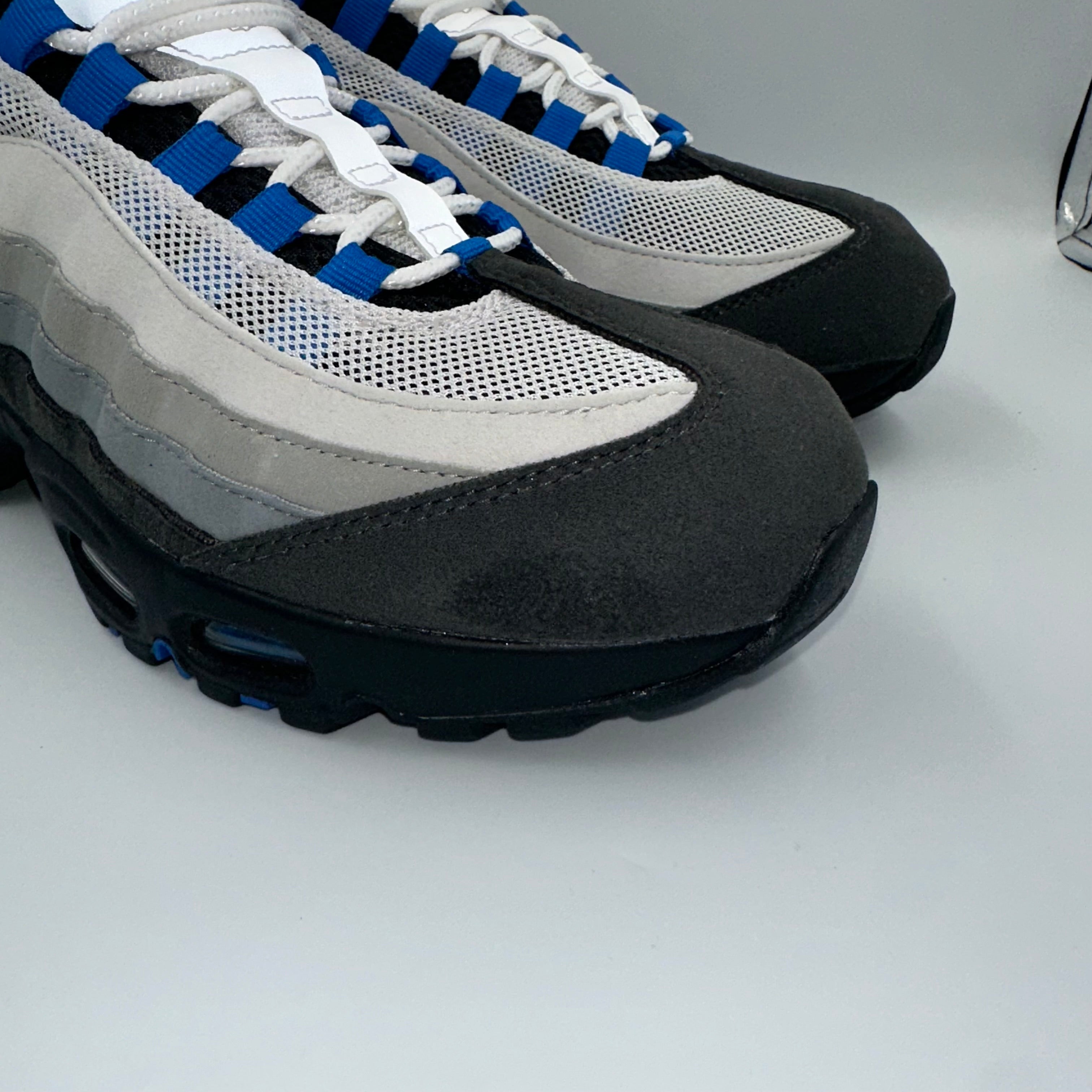 Nike Air Max 95 OG Spark Blue UK 8 top-down flat lay