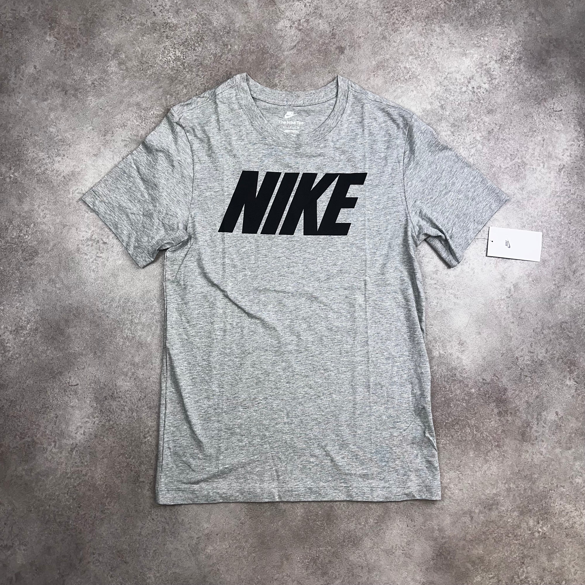 Nike T-Shirt Grey