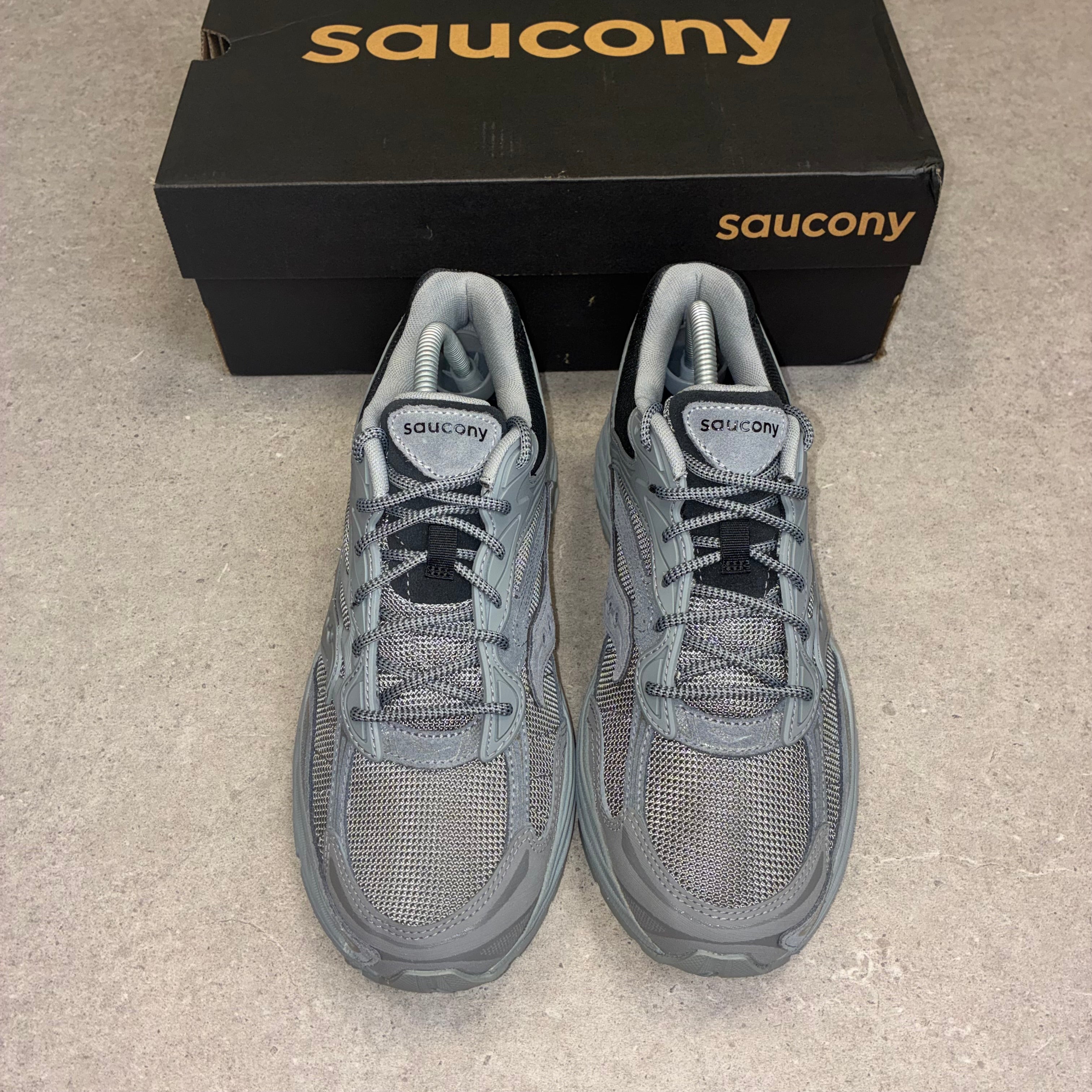 Saucony ProGrid Omni 9 ‘Grey’