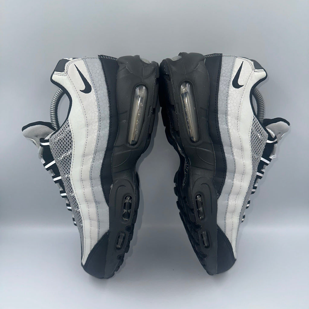 Nike Air Max 95 Reflective Safari UK 8 three-quarter front angle