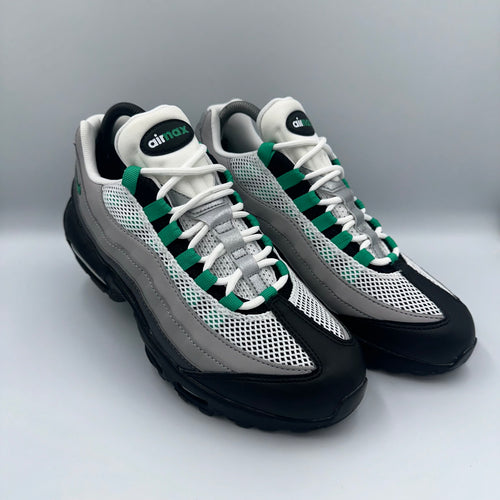 Nike Air Max 95 Stadium Green UK 6.5 lateral side profile