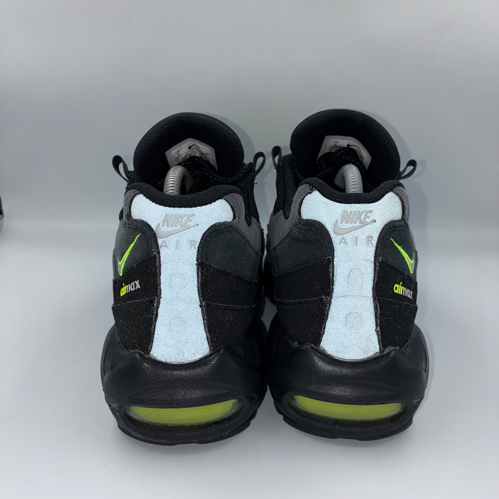Nike Air Max 95 Retro Logo Neon UK 8