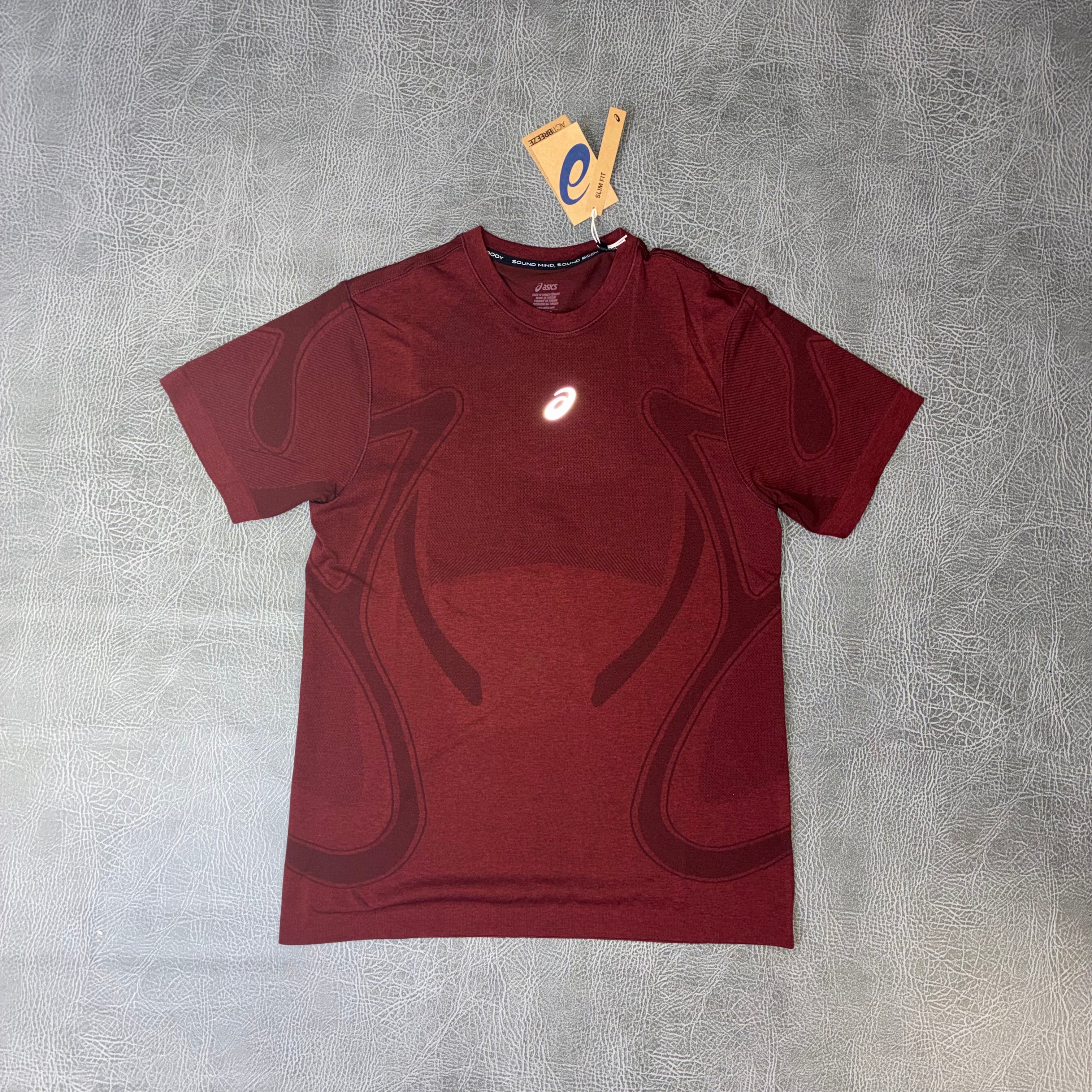 ASICS Road Seamless T-shirt & Sport Run Shorts Dark Red Planet