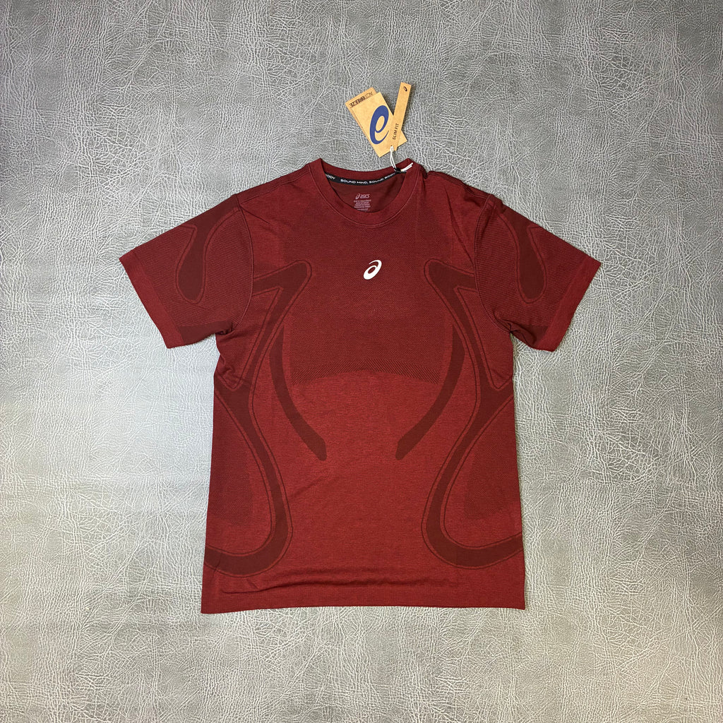 ASICS Road Seamless T-shirt & Sport Run Shorts Dark Red Planet