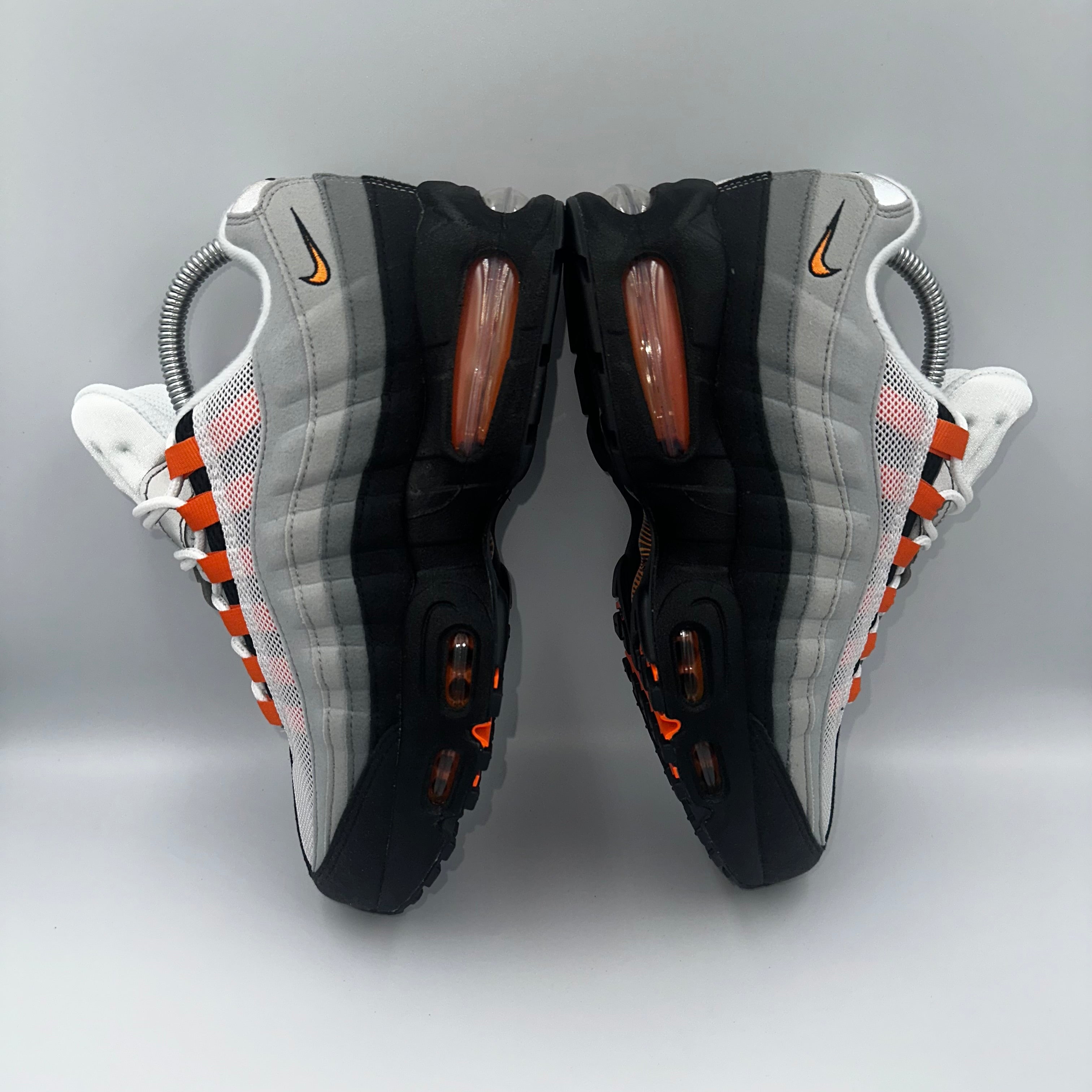 Nike Air Max 95 OG Mandarin 2025 “Big Bubble”  GS three-quarter front angle