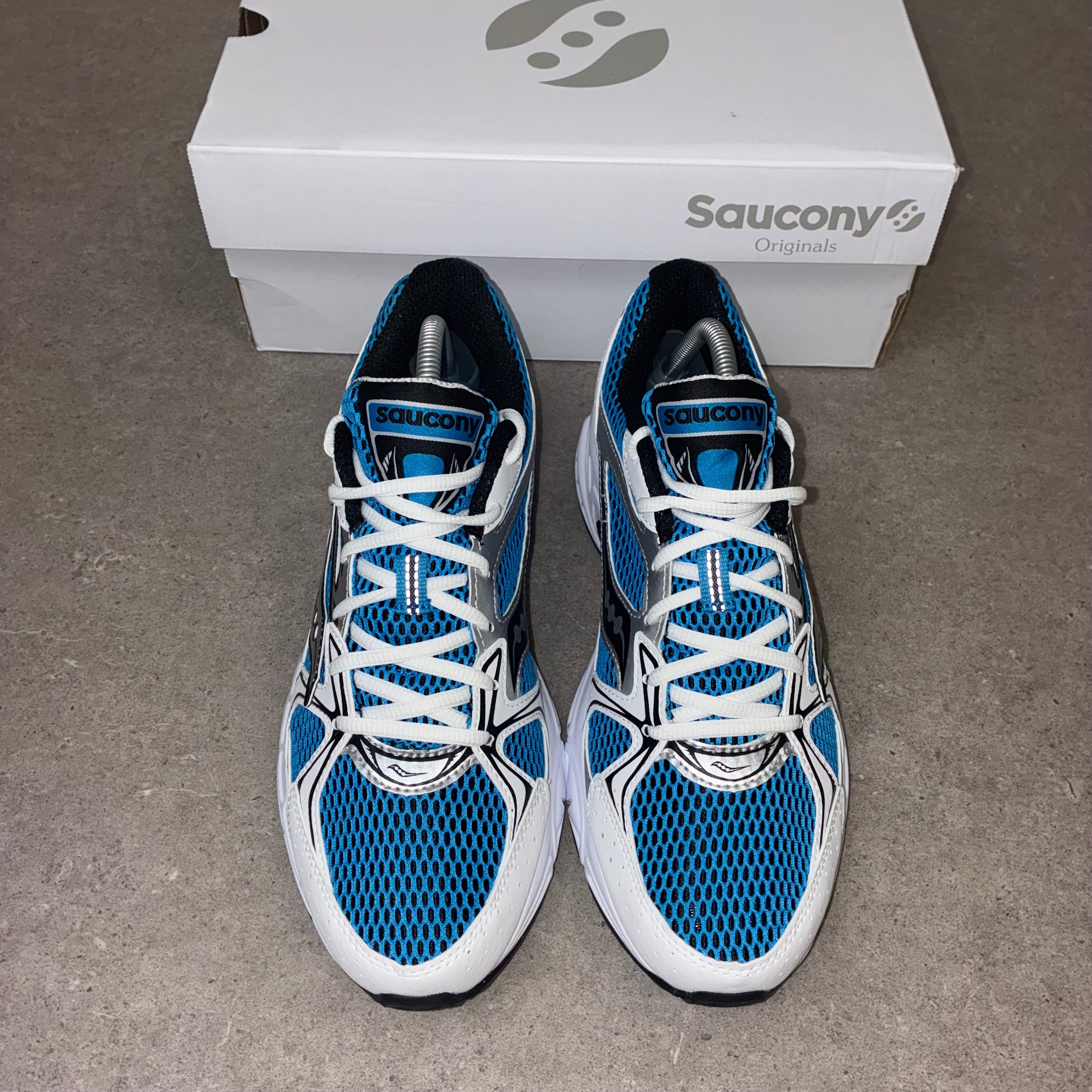 Saucony Ride Millennium White / Diva Blue