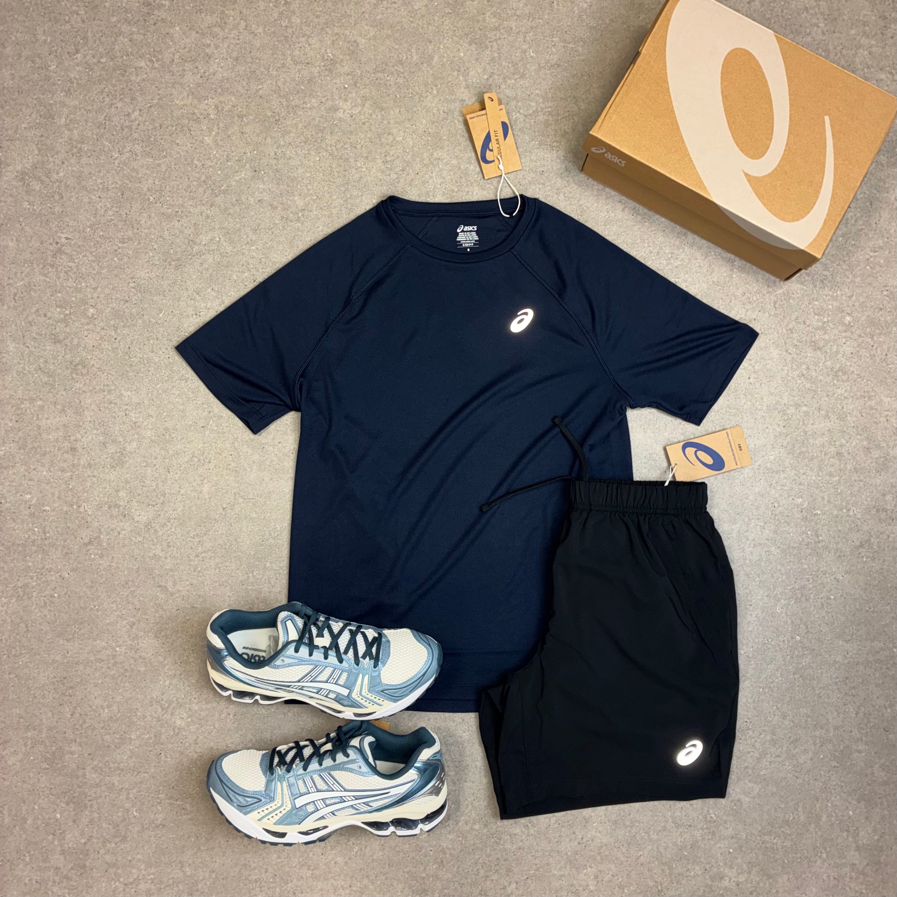 ASICS Sport Run Top Midnight Navy & Shorts Black