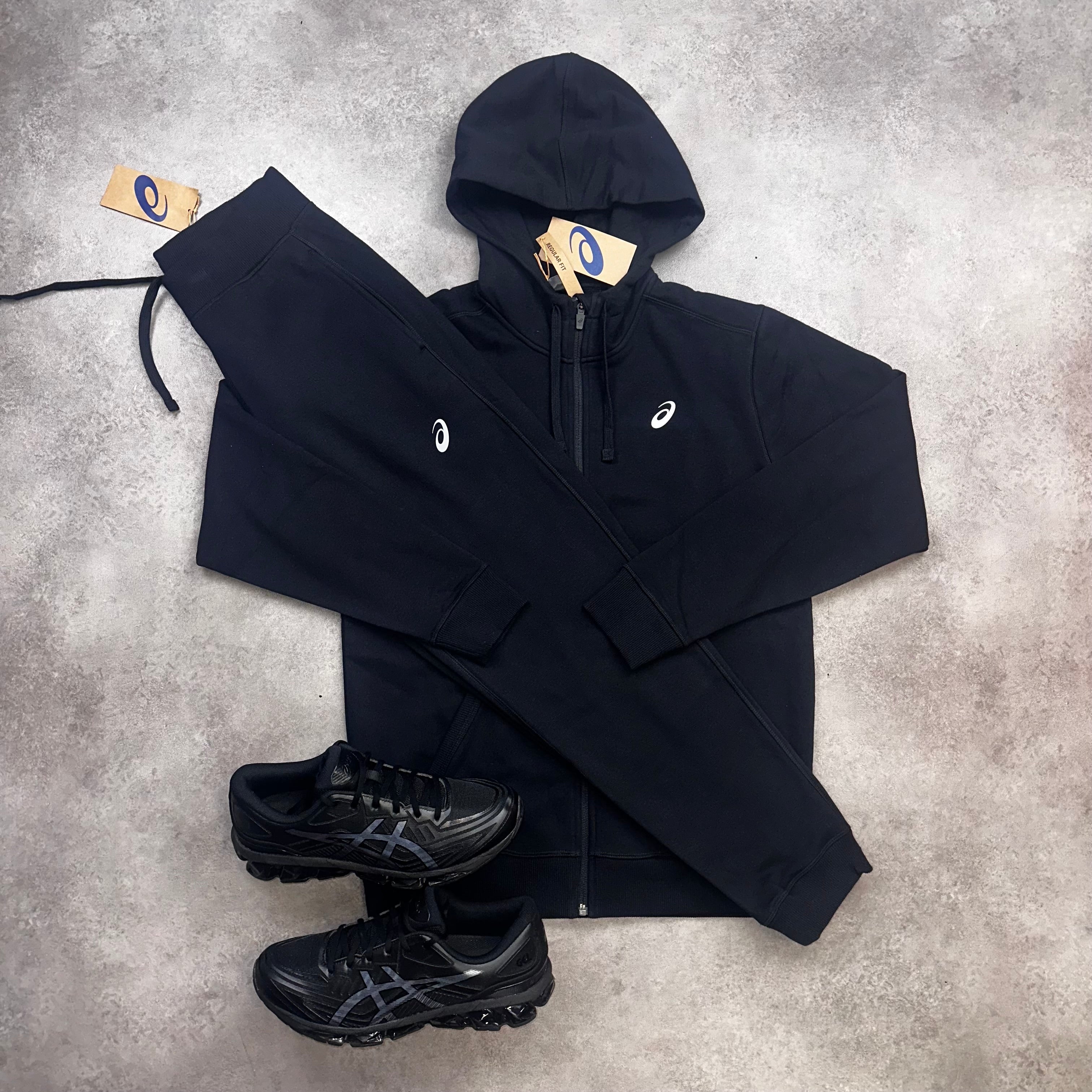 ASICS Tracksuit Black front view