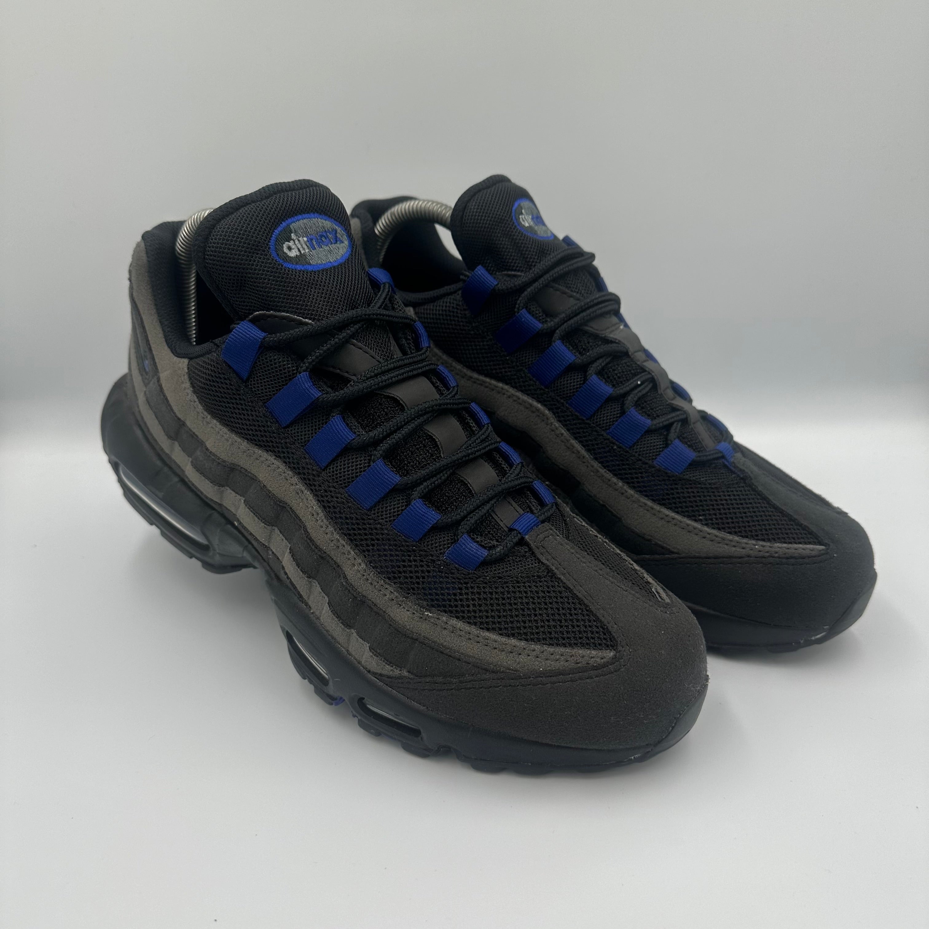 Nike Air Max 95 Black / Deep Royal Blue / Navy Jewel JD Exclusive lateral side profile