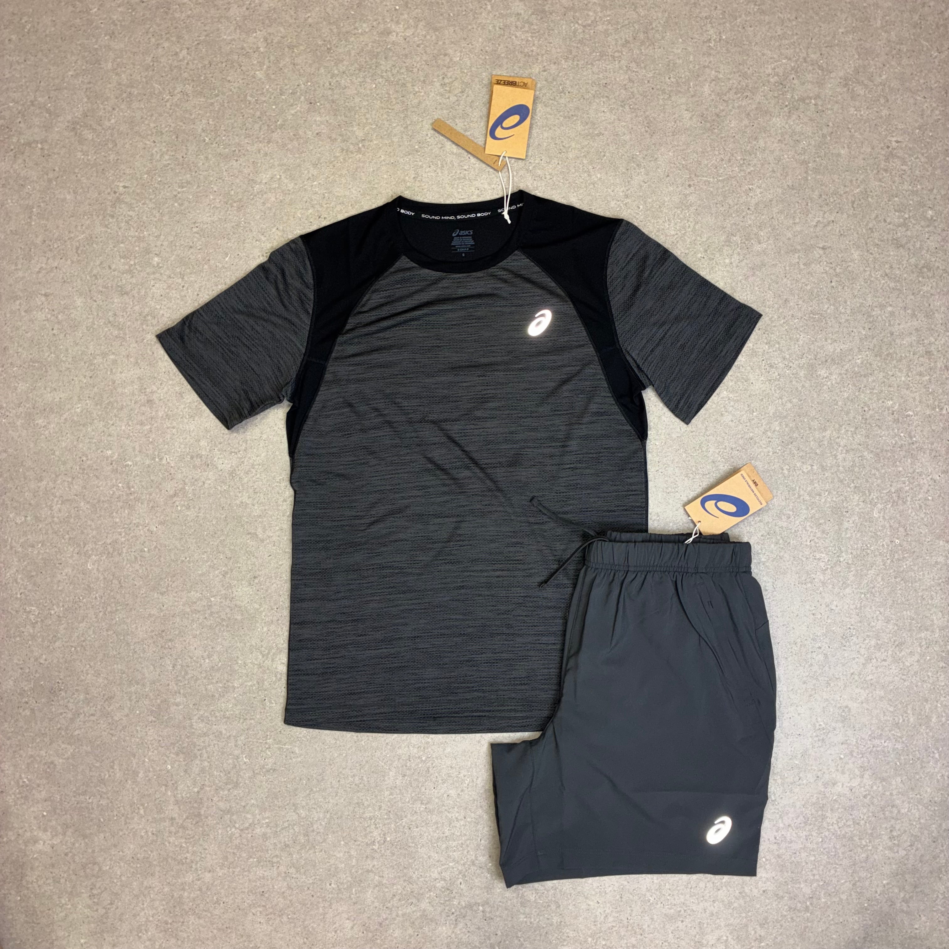ASICS Road SS Top Performance Black & Sport Run Shorts Graphite Grey