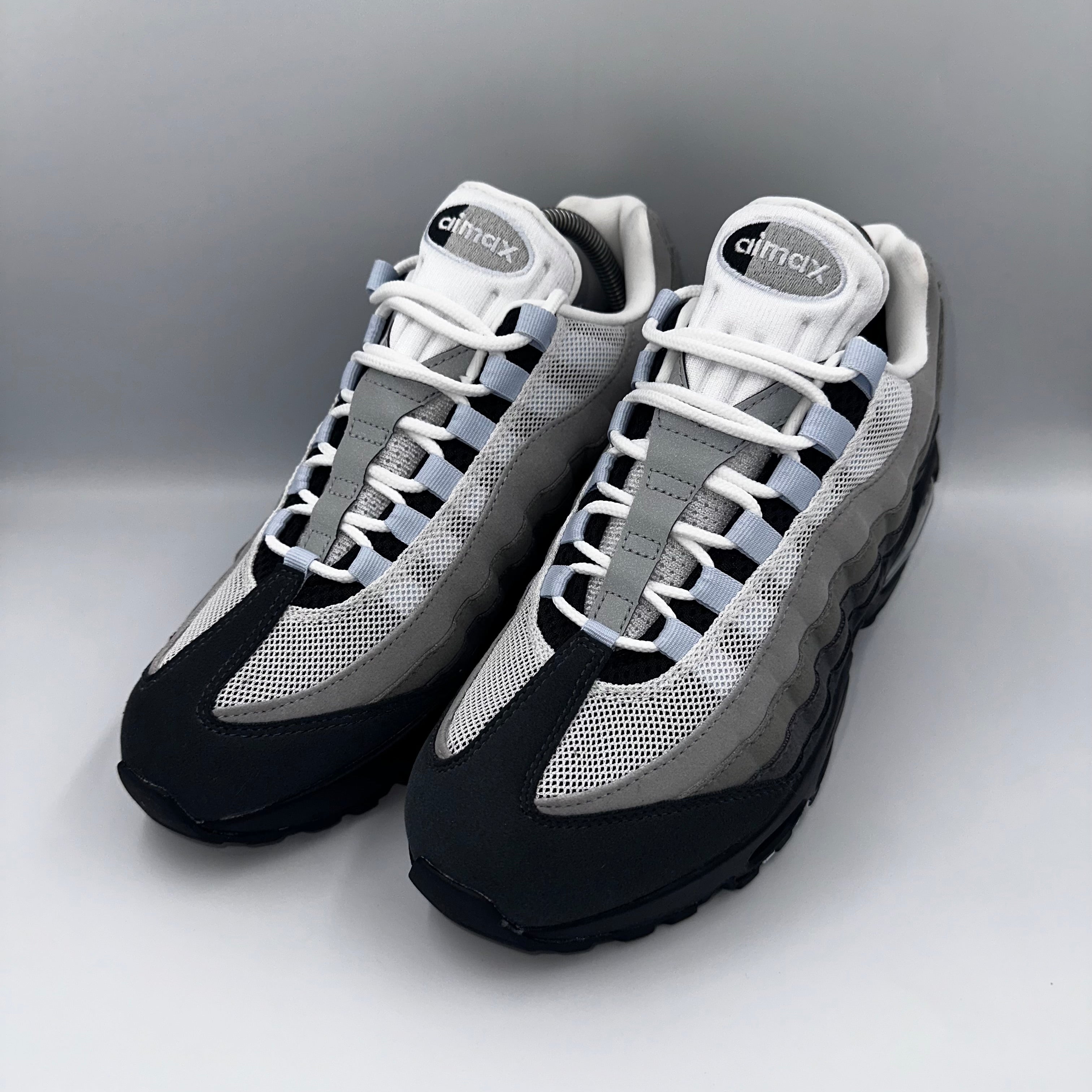 Nike Air Max 95 OG Blue Tint 2025 “Big Bubble” medial side view