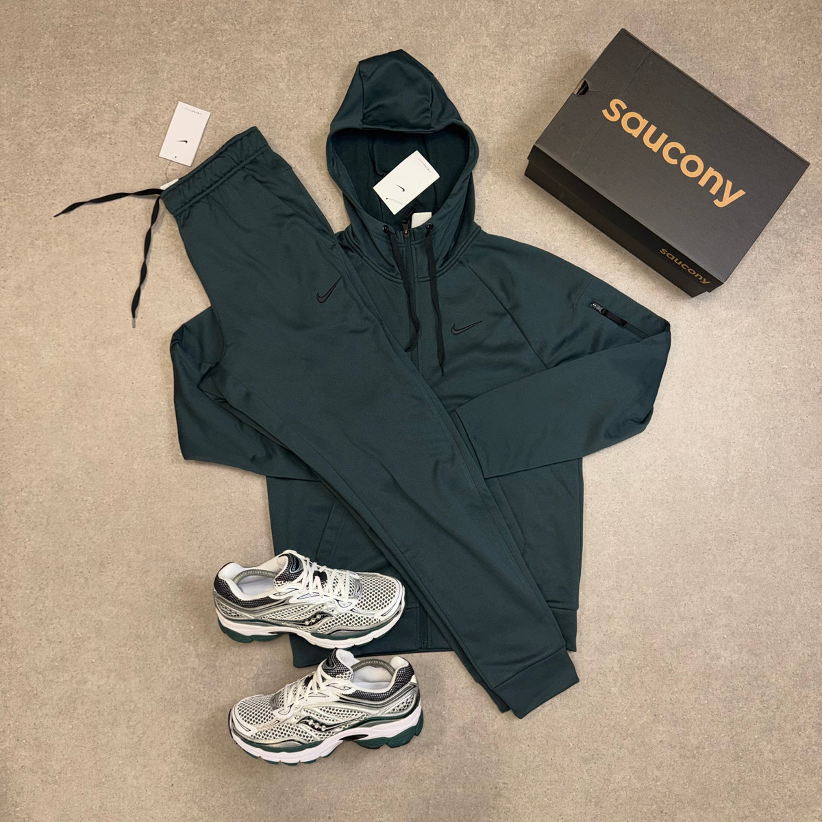 Nike Therma-FIT Tracksuit – Seaweed