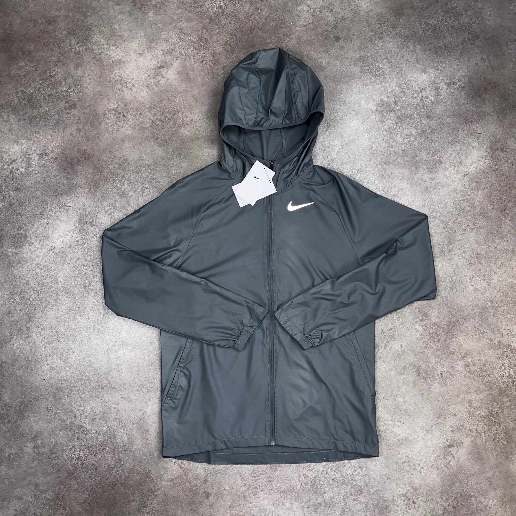 Nike Essential Jacket Smoke Grey