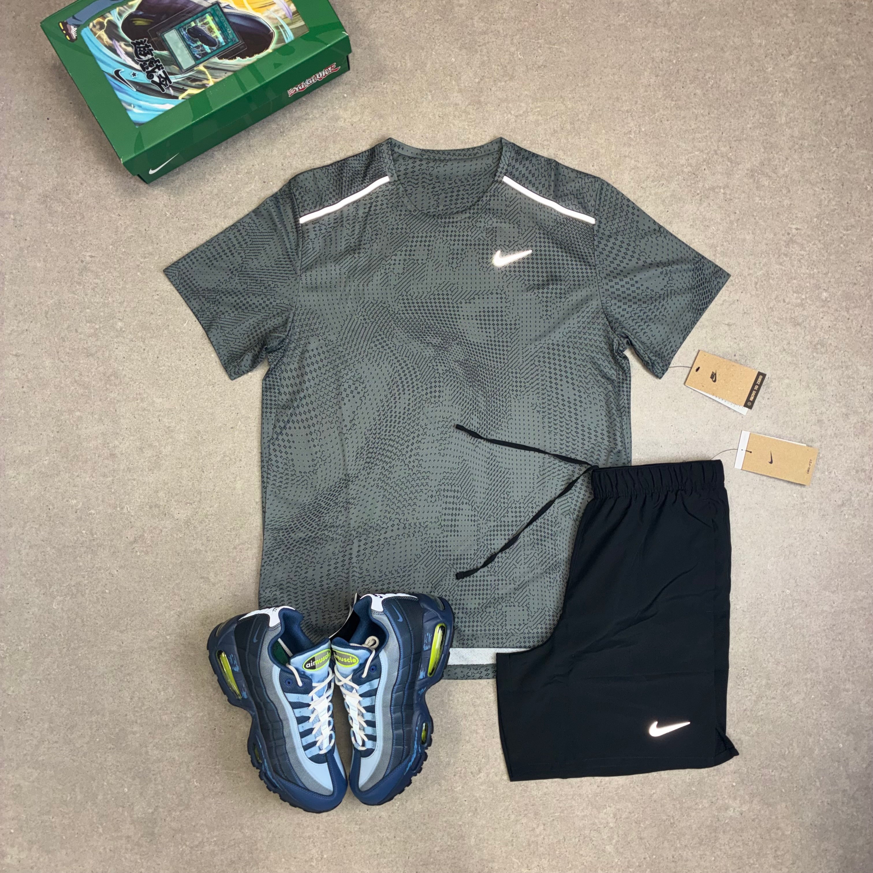 Nike Festival Miler Set Smoke & Challenger Black