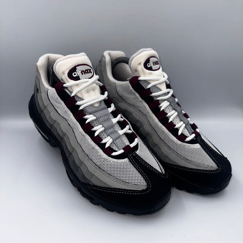 Nike Air Max 95 OG Beetroot UK 7.5 lateral side profile