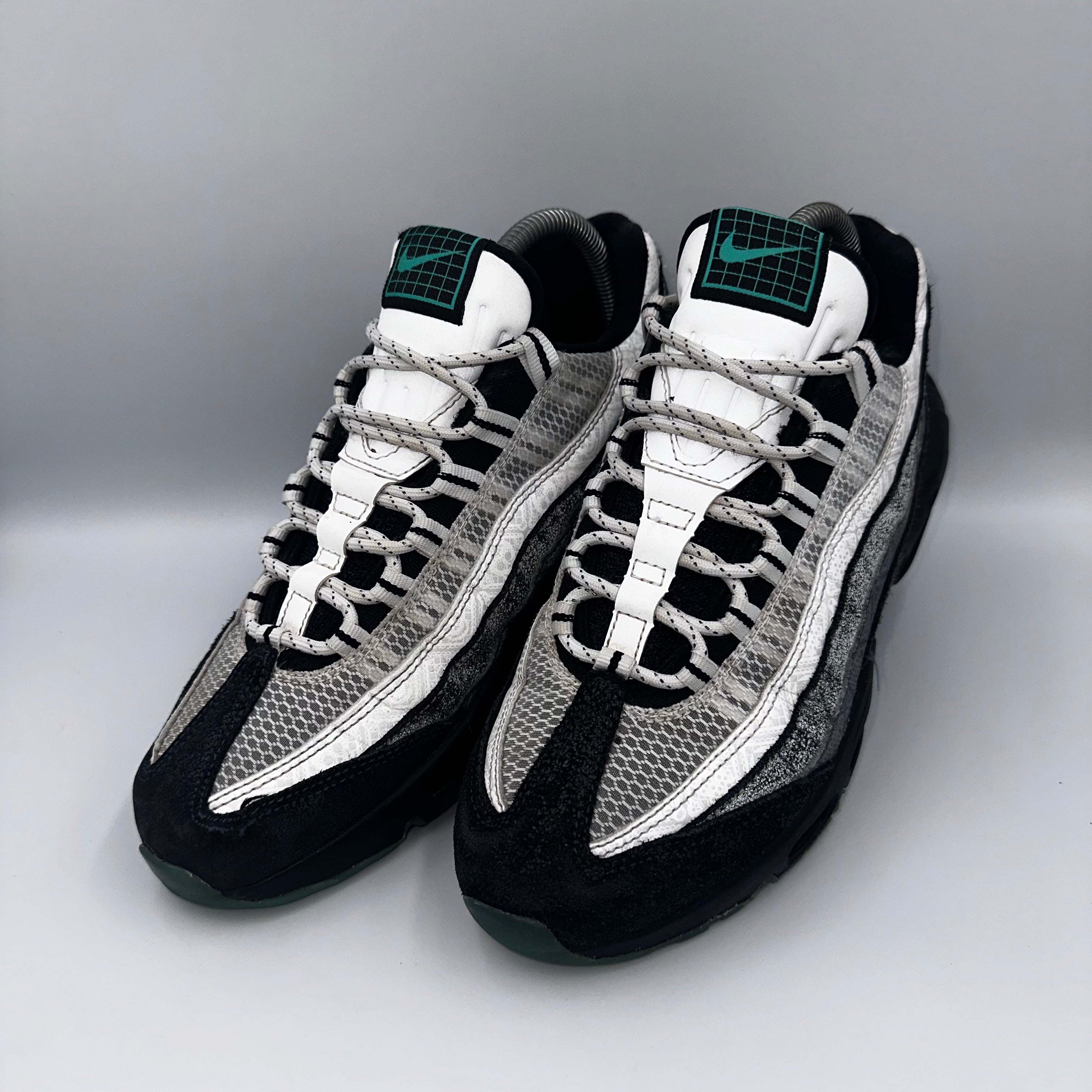 Nike Air Max 95 DOTD UK 6.5 medial side view