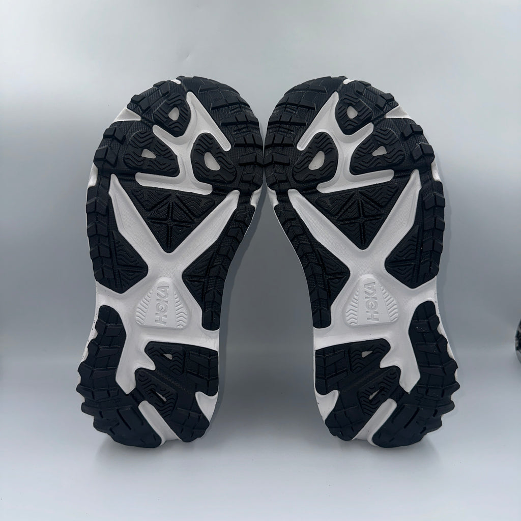HOKA Stinson 7 Black / Outer Orbit