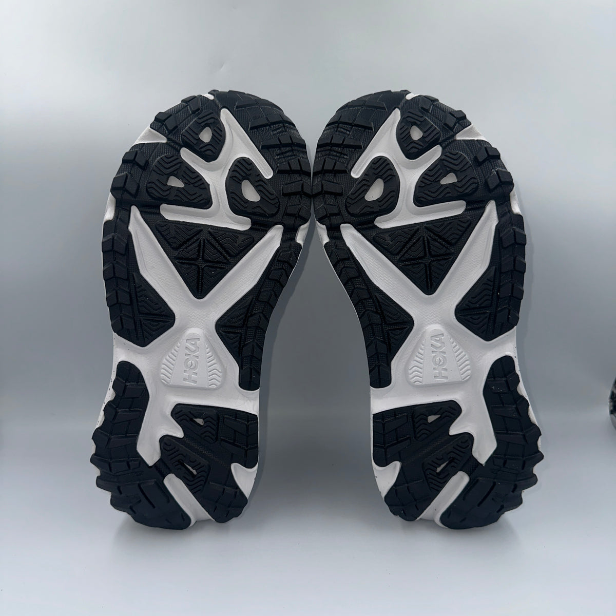 HOKA Stinson 7 Black / Outer Orbit