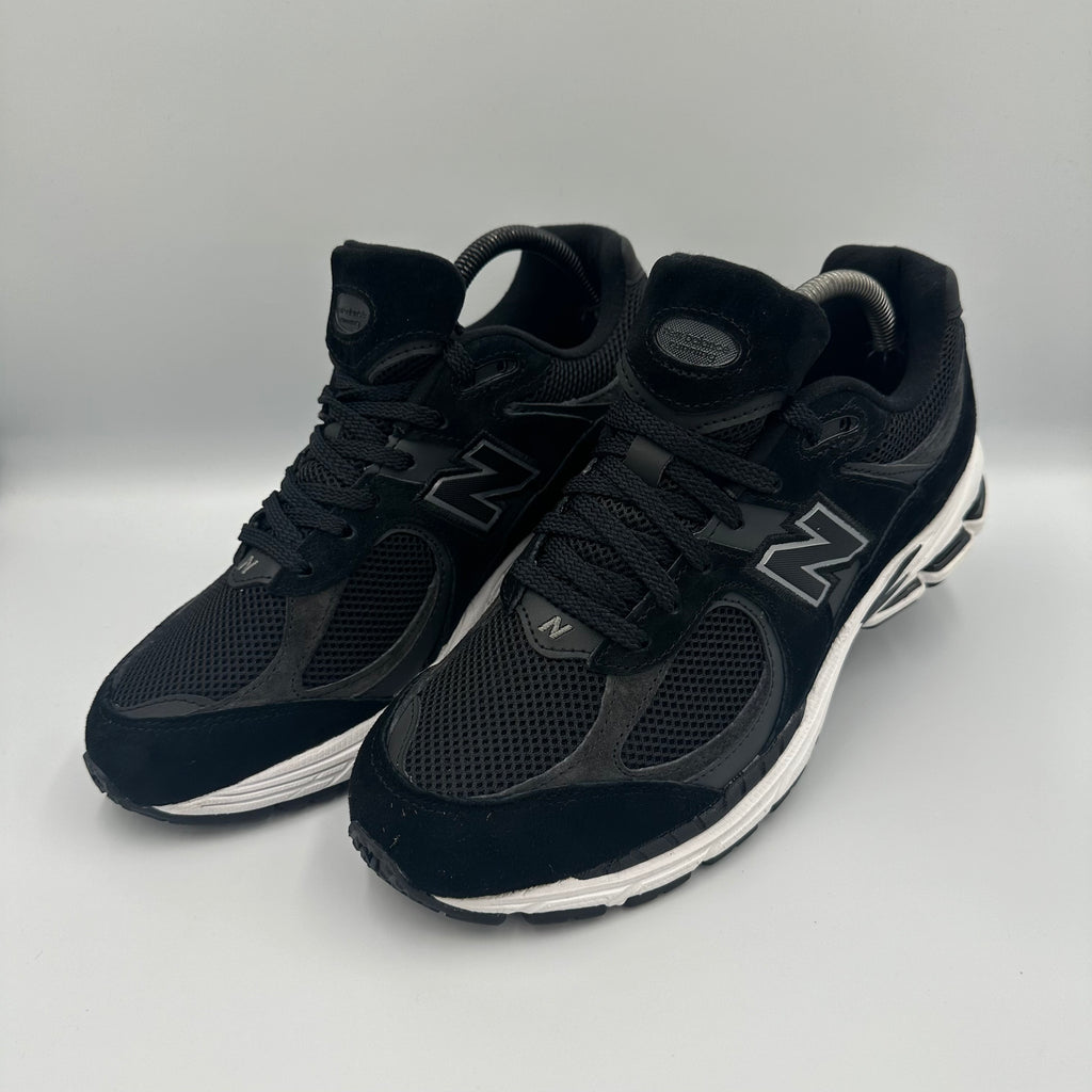New Balance 2002R Black UK 8