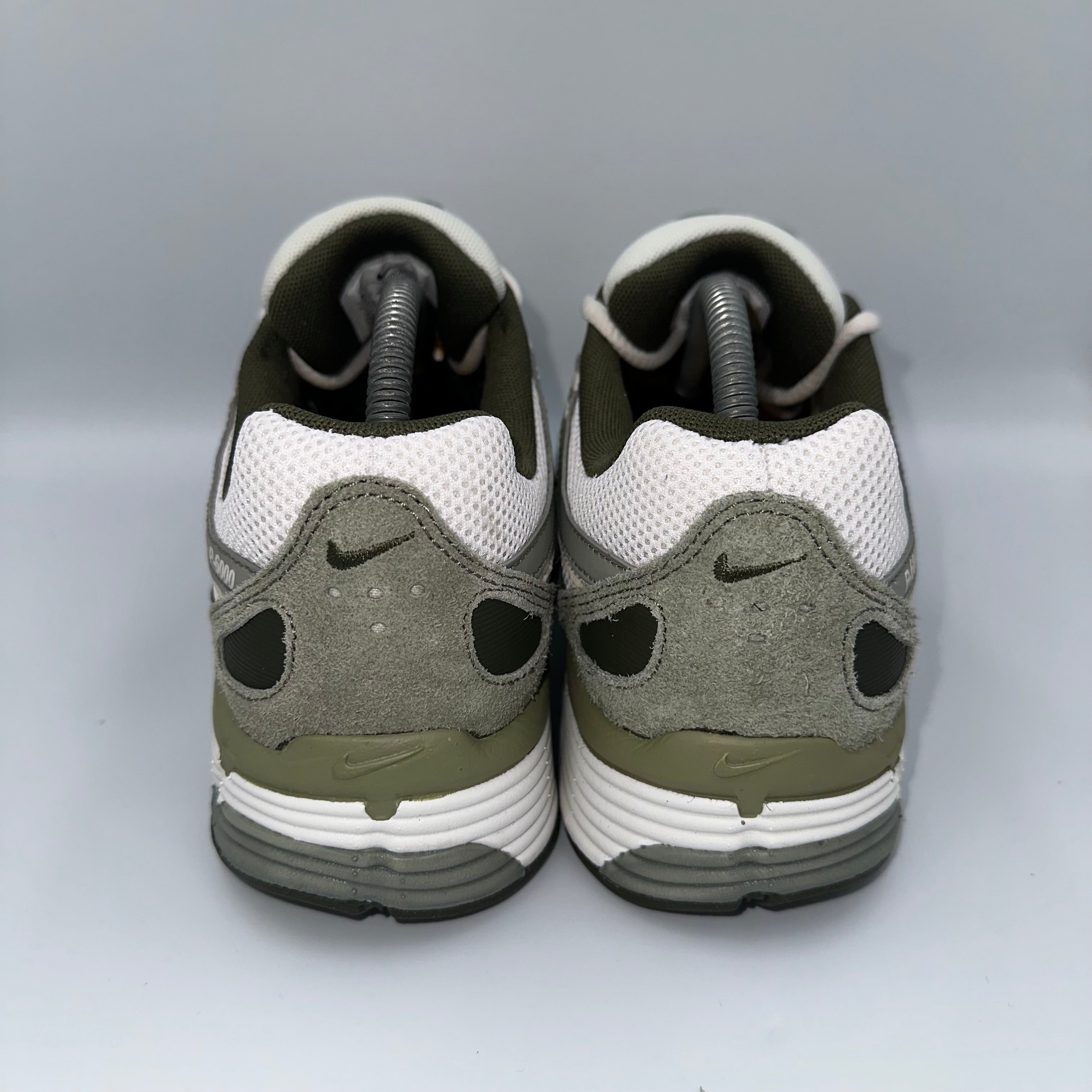 Nike P-6000 Light Army / Cargo Khaki outsole view