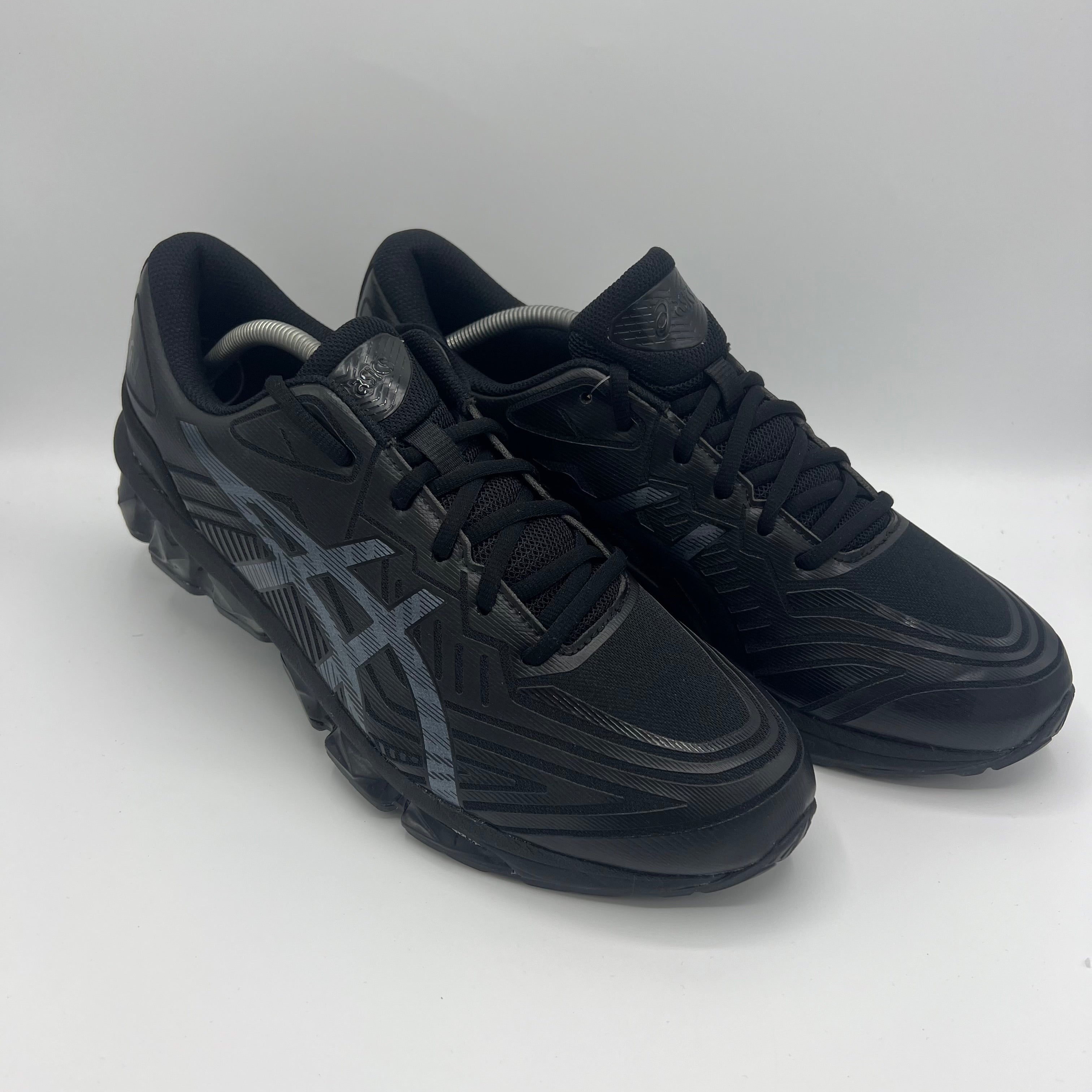 ASICS Gel-Quantum 360 VII All Black lateral side profile